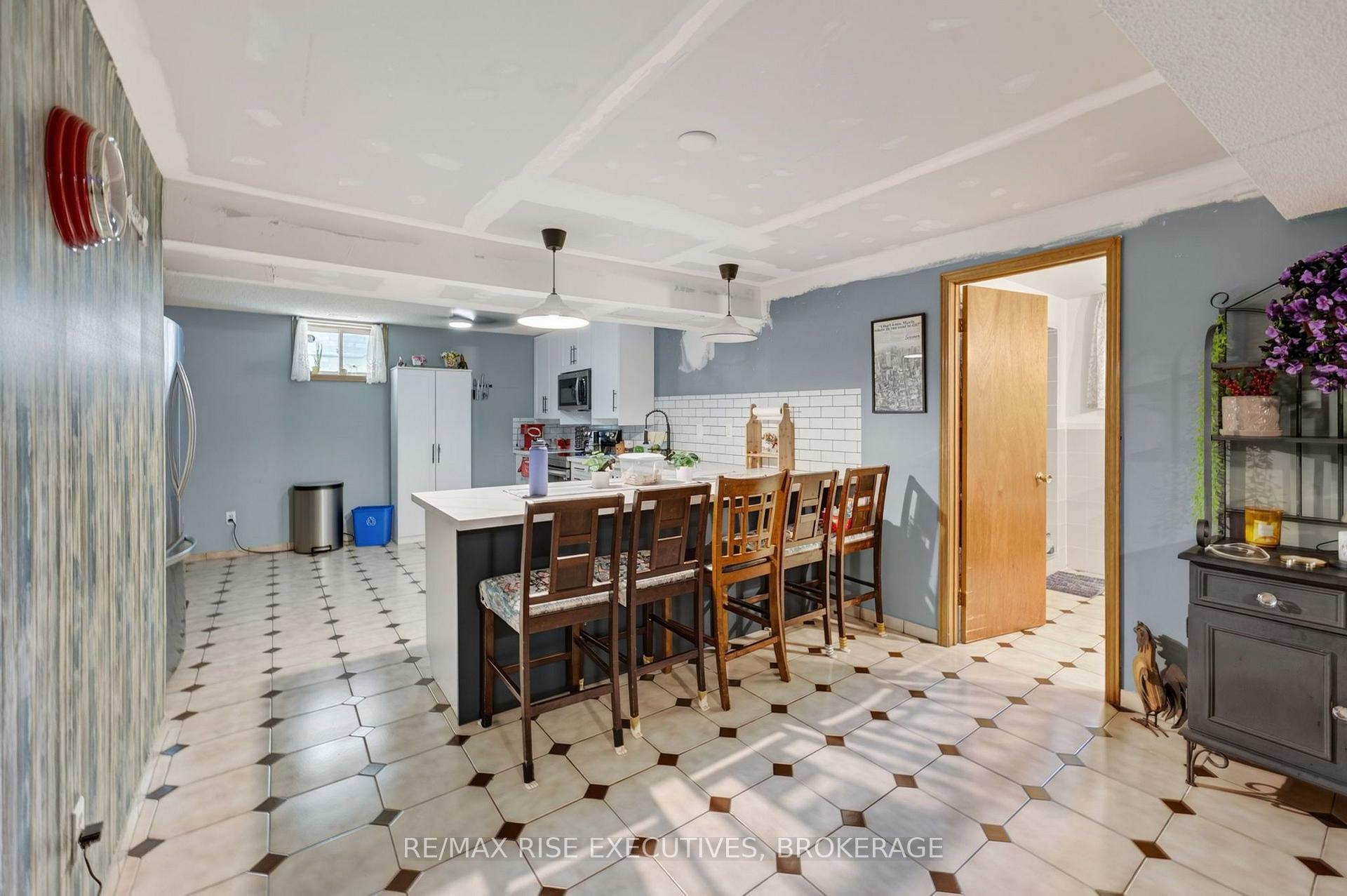 Photo 34 of 617 Rivermeade Avenue, Kingston, East Gardiners Rd — HOMEH
