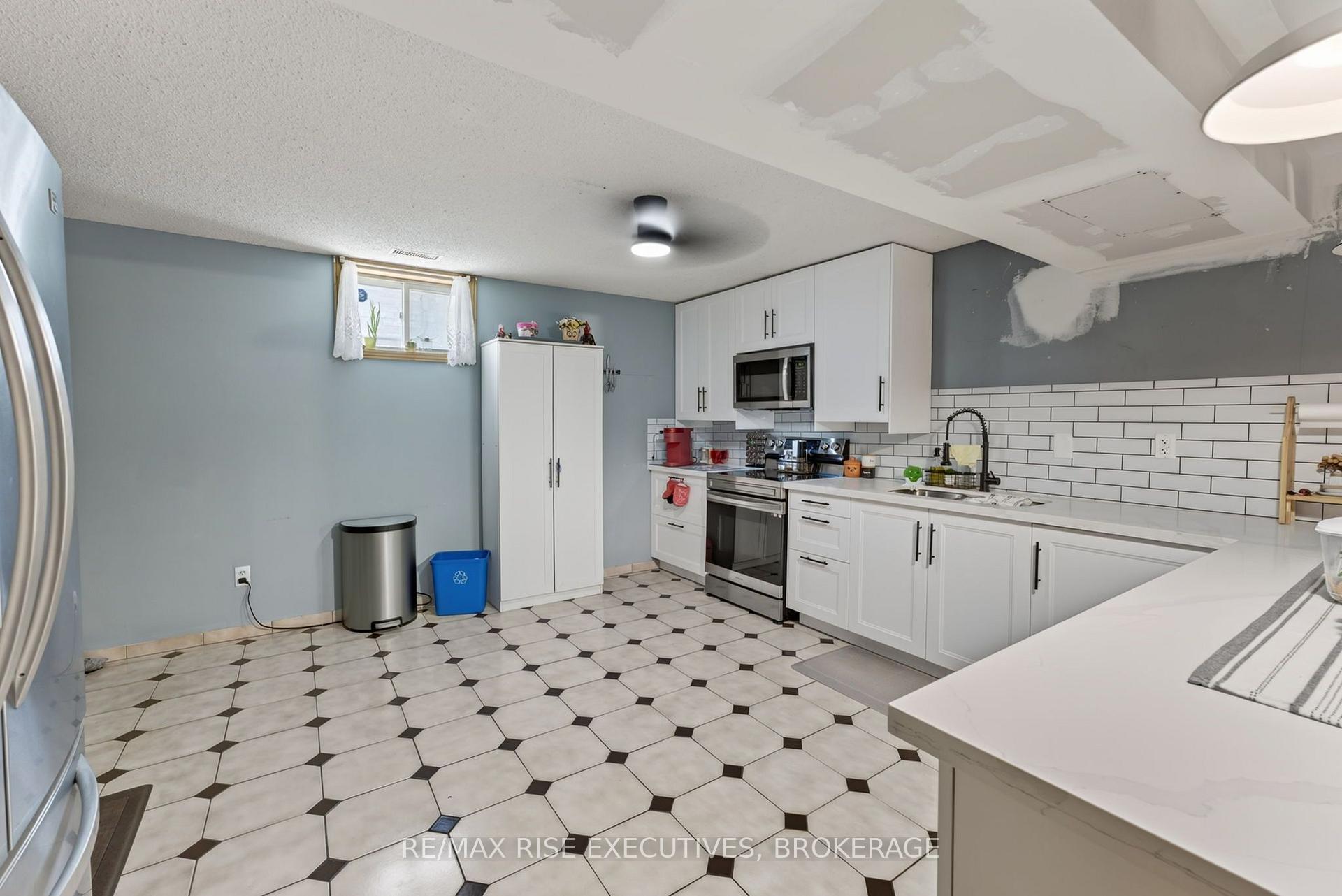 Photo 35 of 617 Rivermeade Avenue, Kingston, East Gardiners Rd — HOMEH