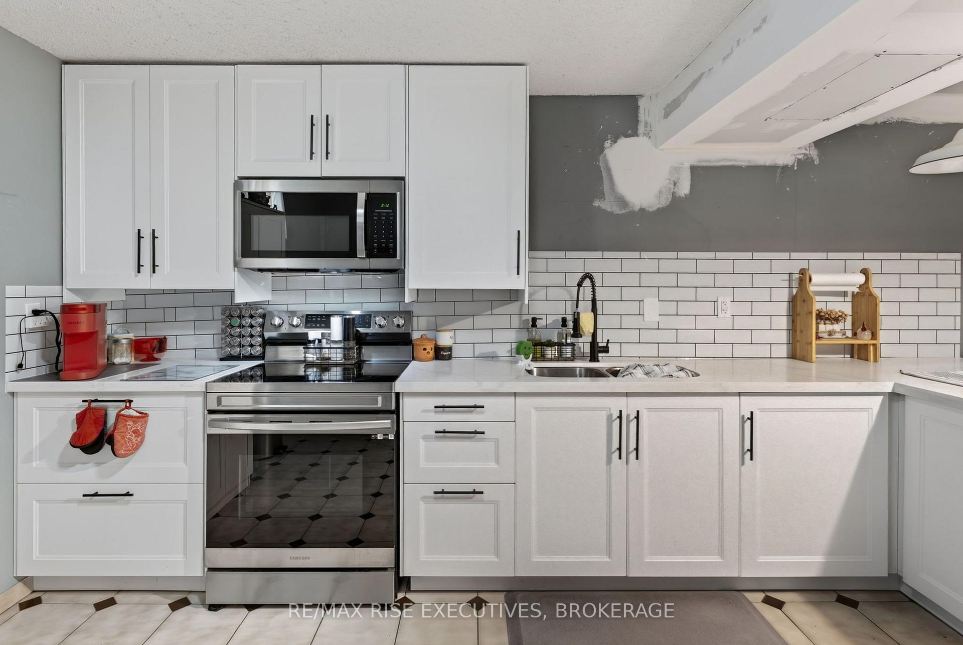 Photo 36 of 617 Rivermeade Avenue, Kingston, East Gardiners Rd — HOMEH