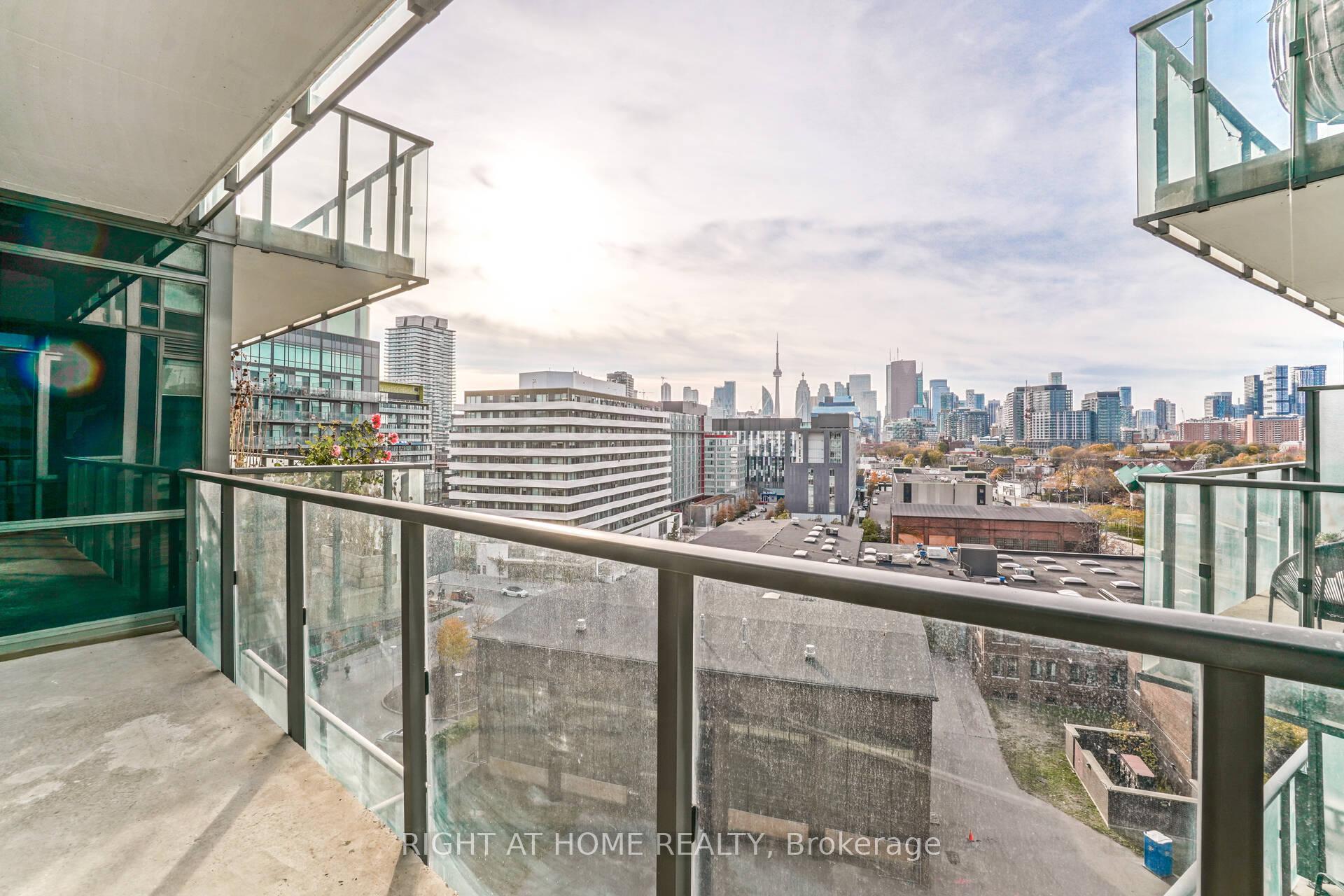Photo 21 of Unit N821, 120 Bayview Avenue, Toronto, Waterfront Communities — HOMEH