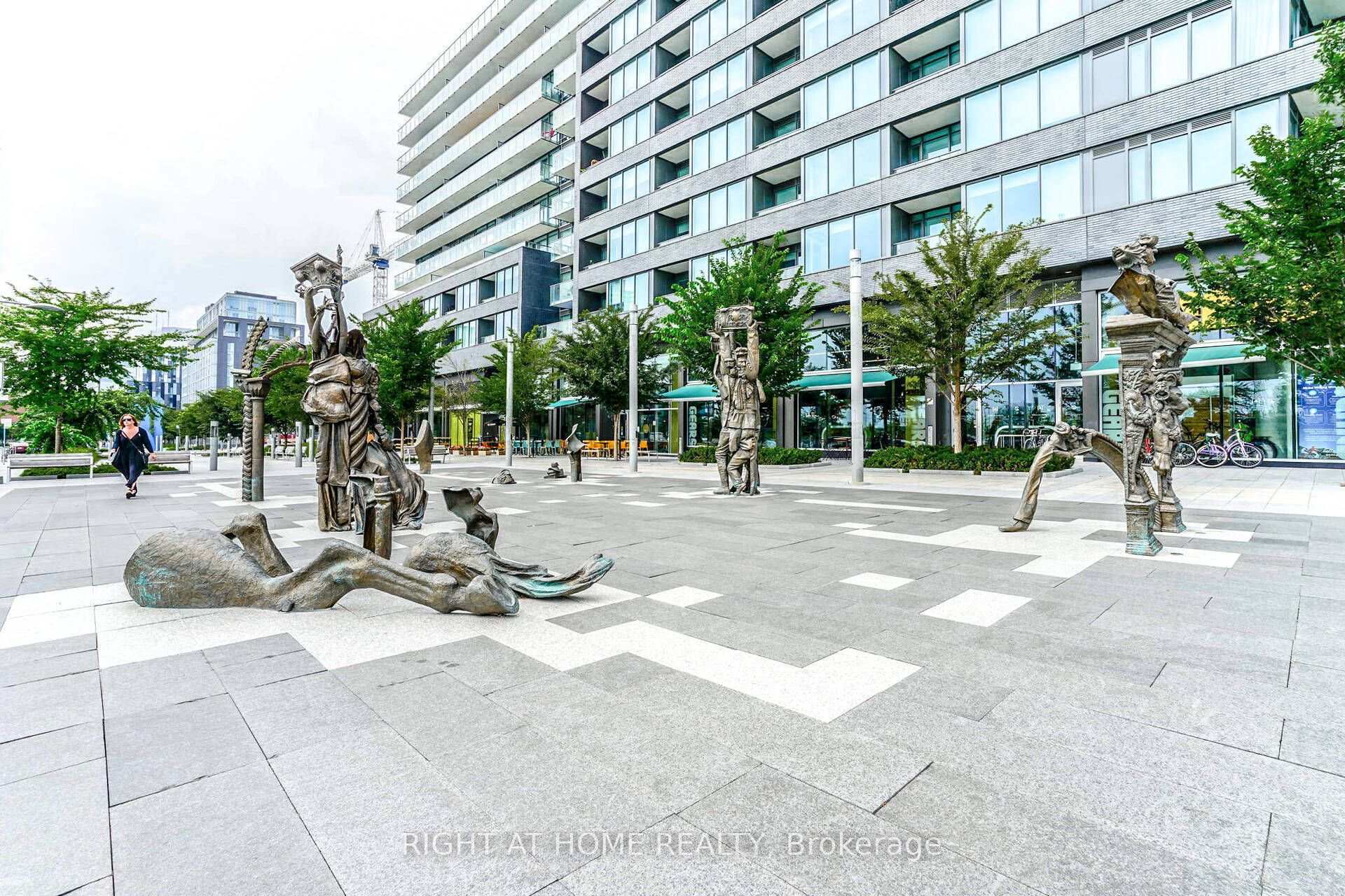 Photo 33 of Unit N821, 120 Bayview Avenue, Toronto, Waterfront Communities — HOMEH