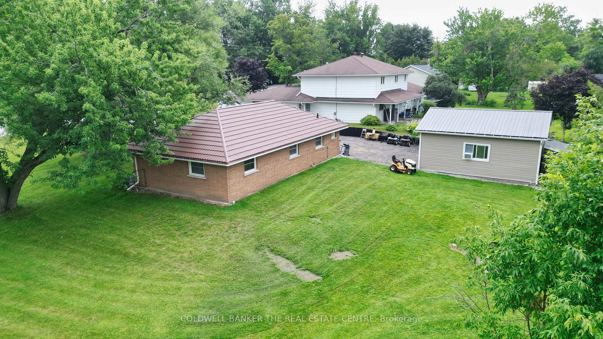 Photo 22 of 17 Courtland Street, Ramara, Atherley — HOMEH