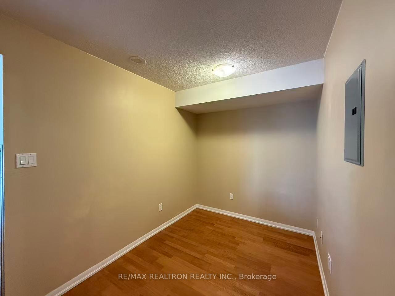 Photo 7 of Unit 2002, 37 Grosvenor Street, Toronto, Bay Street Corridor — HOMEH
