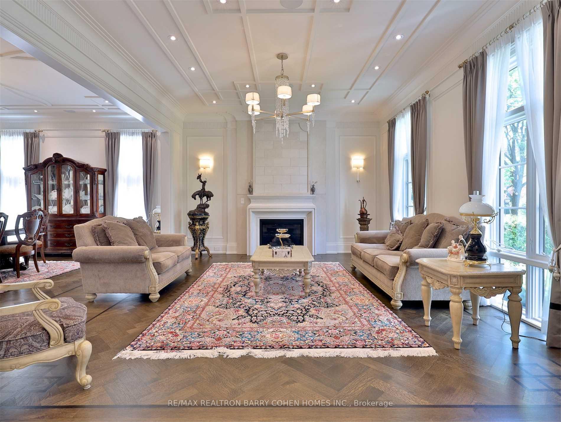 Photo 31 of 39 Arjay Crescent, North York, Bridle Path-Sunnybrook-York Mills — HOMEH