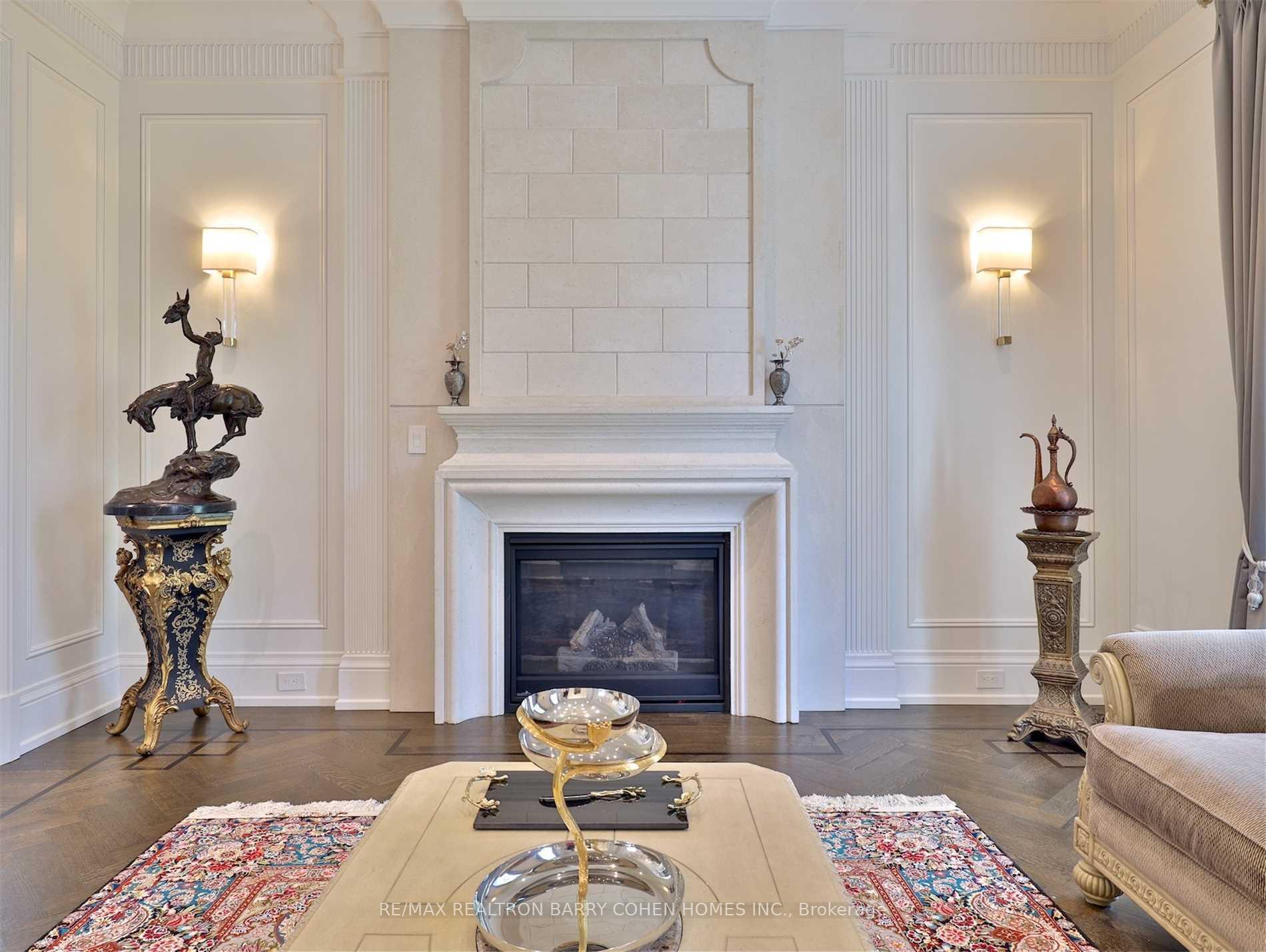 Photo 11 of 39 Arjay Crescent, North York, Bridle Path-Sunnybrook-York Mills — HOMEH