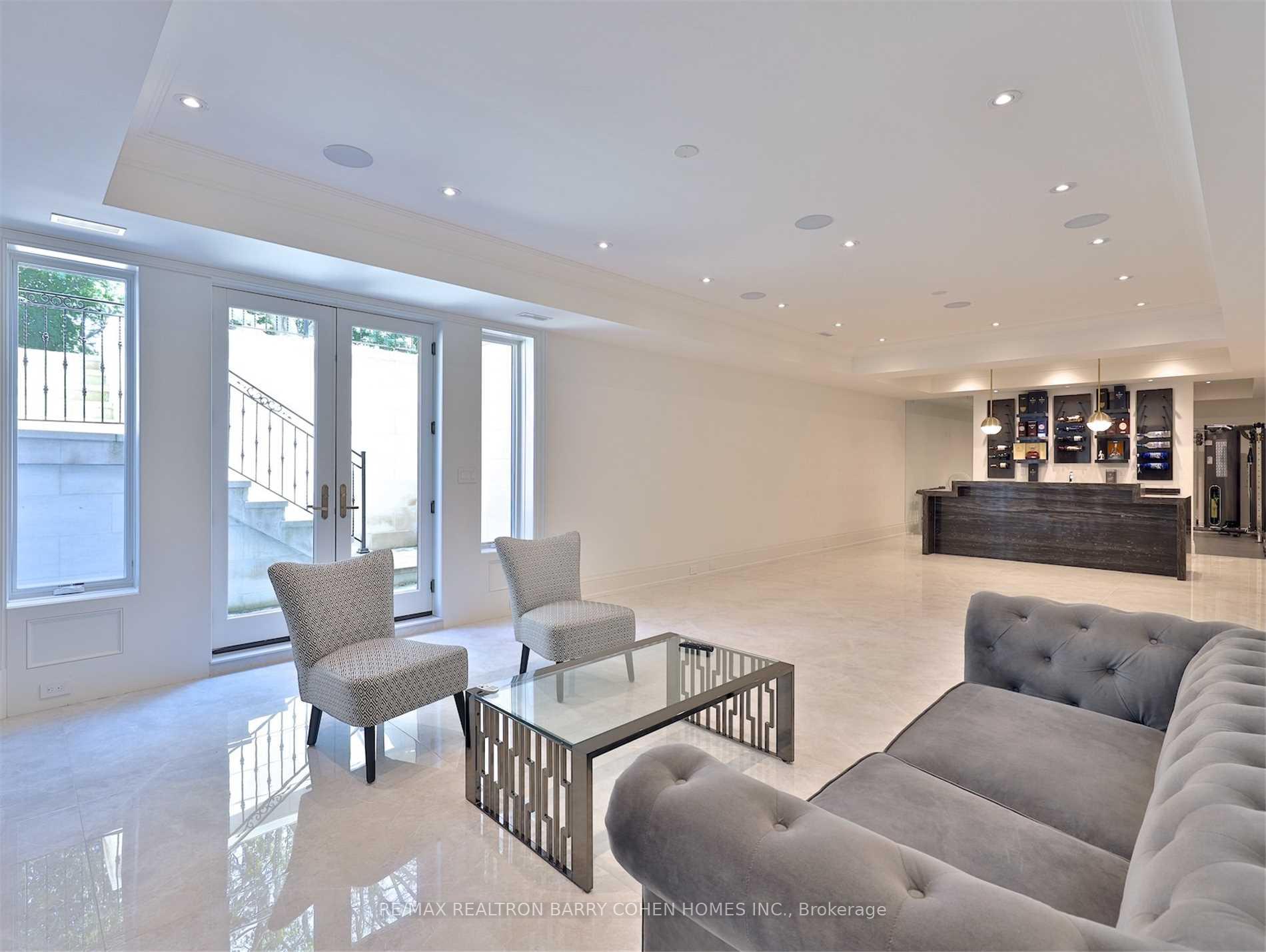 Photo 28 of 39 Arjay Crescent, North York, Bridle Path-Sunnybrook-York Mills — HOMEH