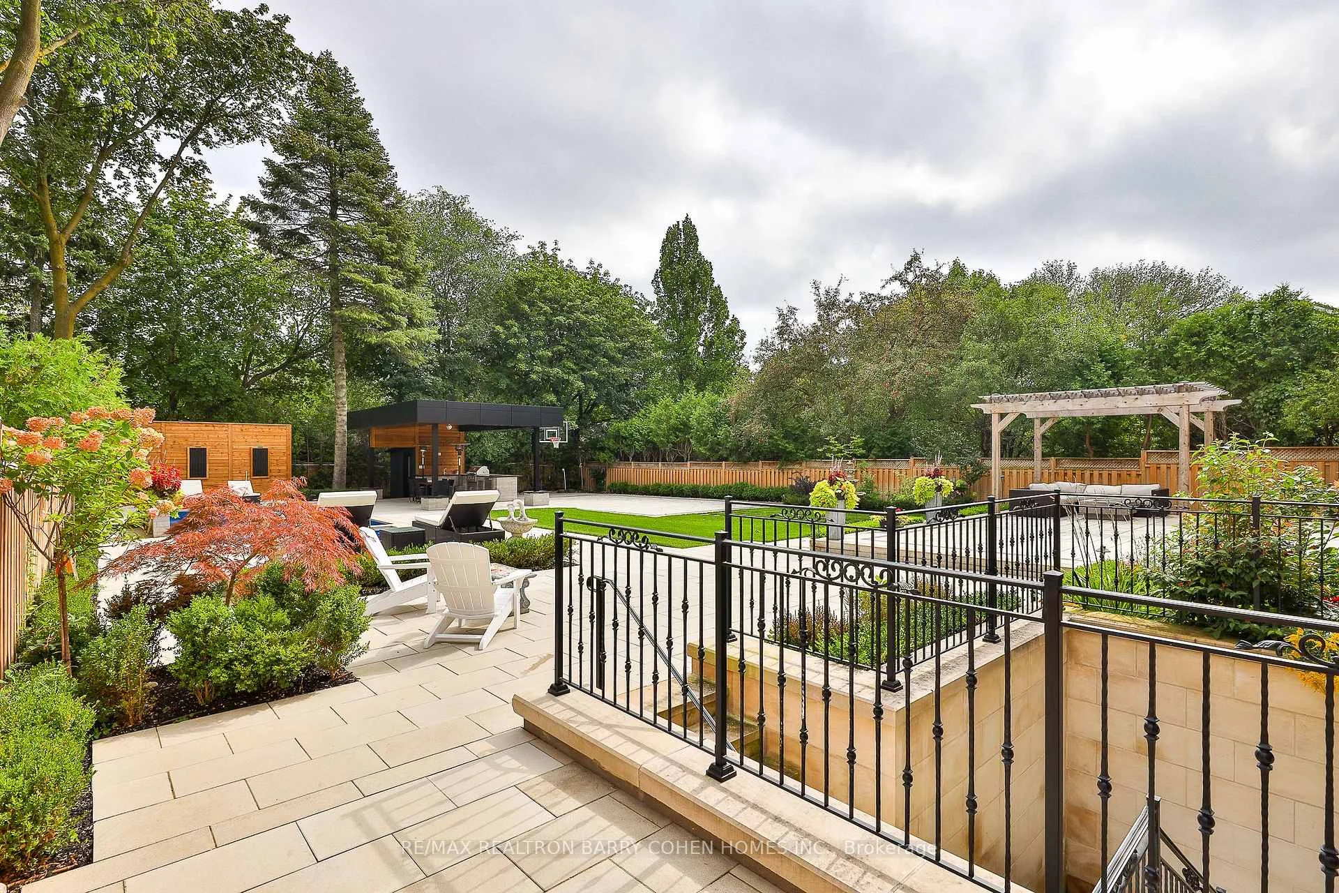 Photo 41 of 39 Arjay Crescent, North York, Bridle Path-Sunnybrook-York Mills — HOMEH