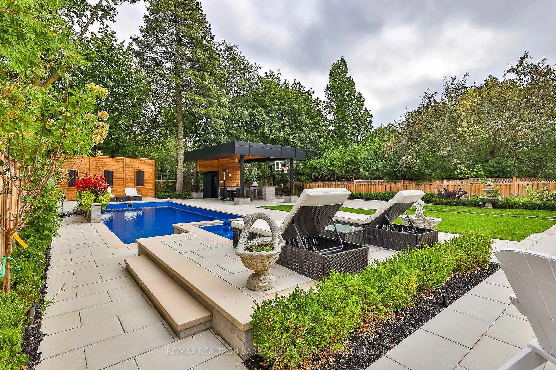 Photo 55 of 39 Arjay Crescent, North York, Bridle Path-Sunnybrook-York Mills — HOMEH