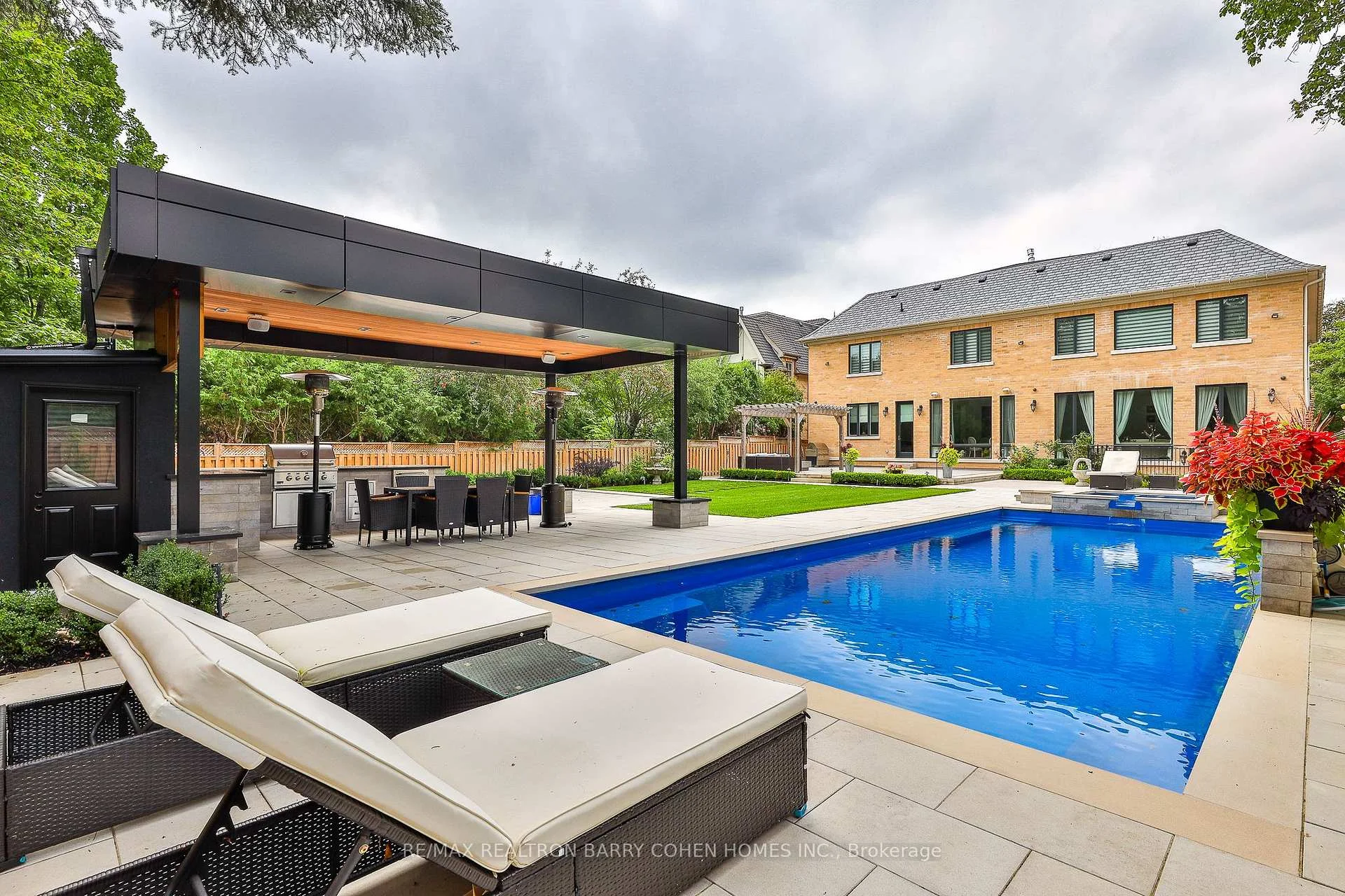 Photo 82 of 39 Arjay Crescent, North York, Bridle Path-Sunnybrook-York Mills — HOMEH