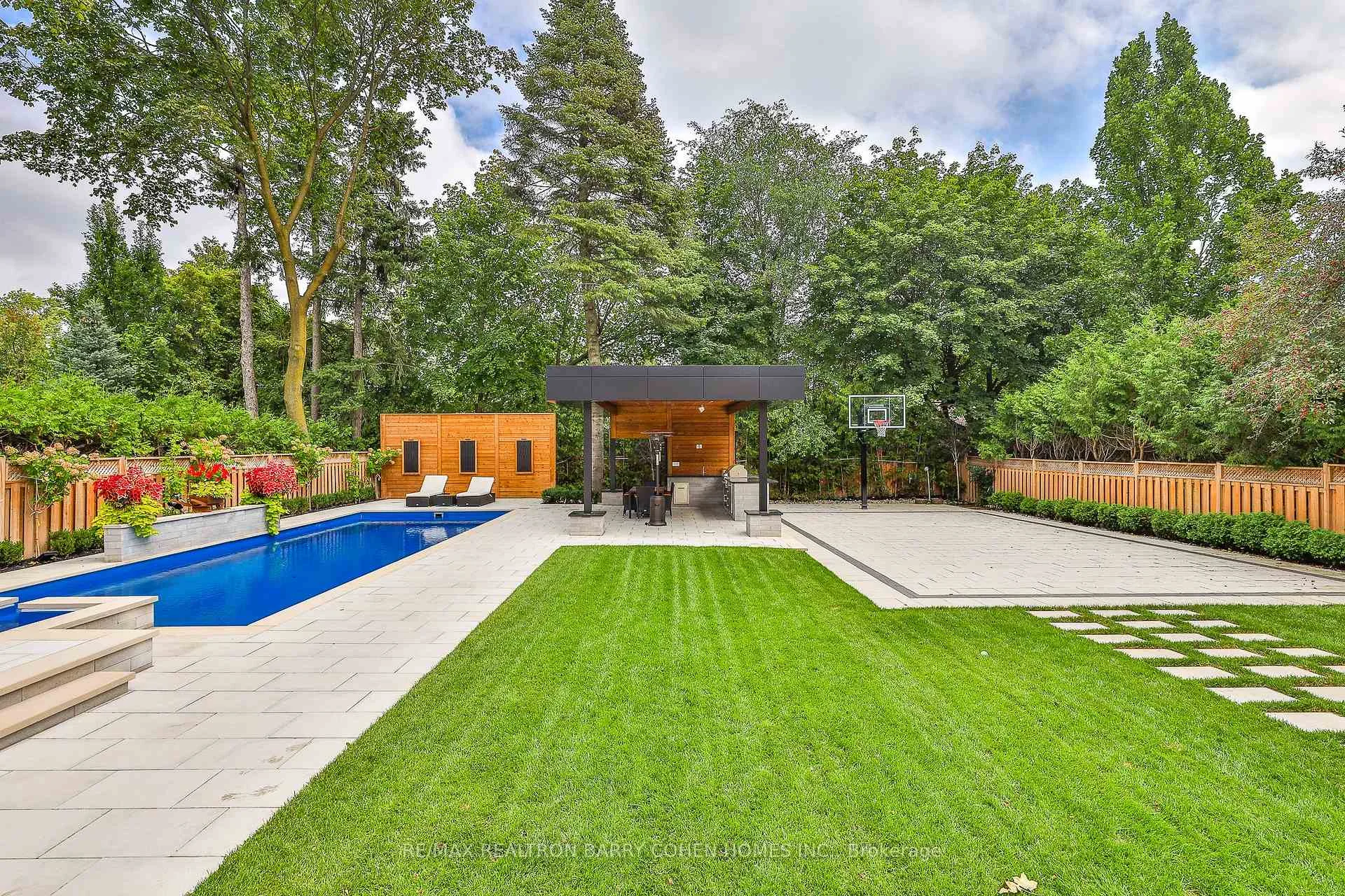 Photo 92 of 39 Arjay Crescent, North York, Bridle Path-Sunnybrook-York Mills — HOMEH