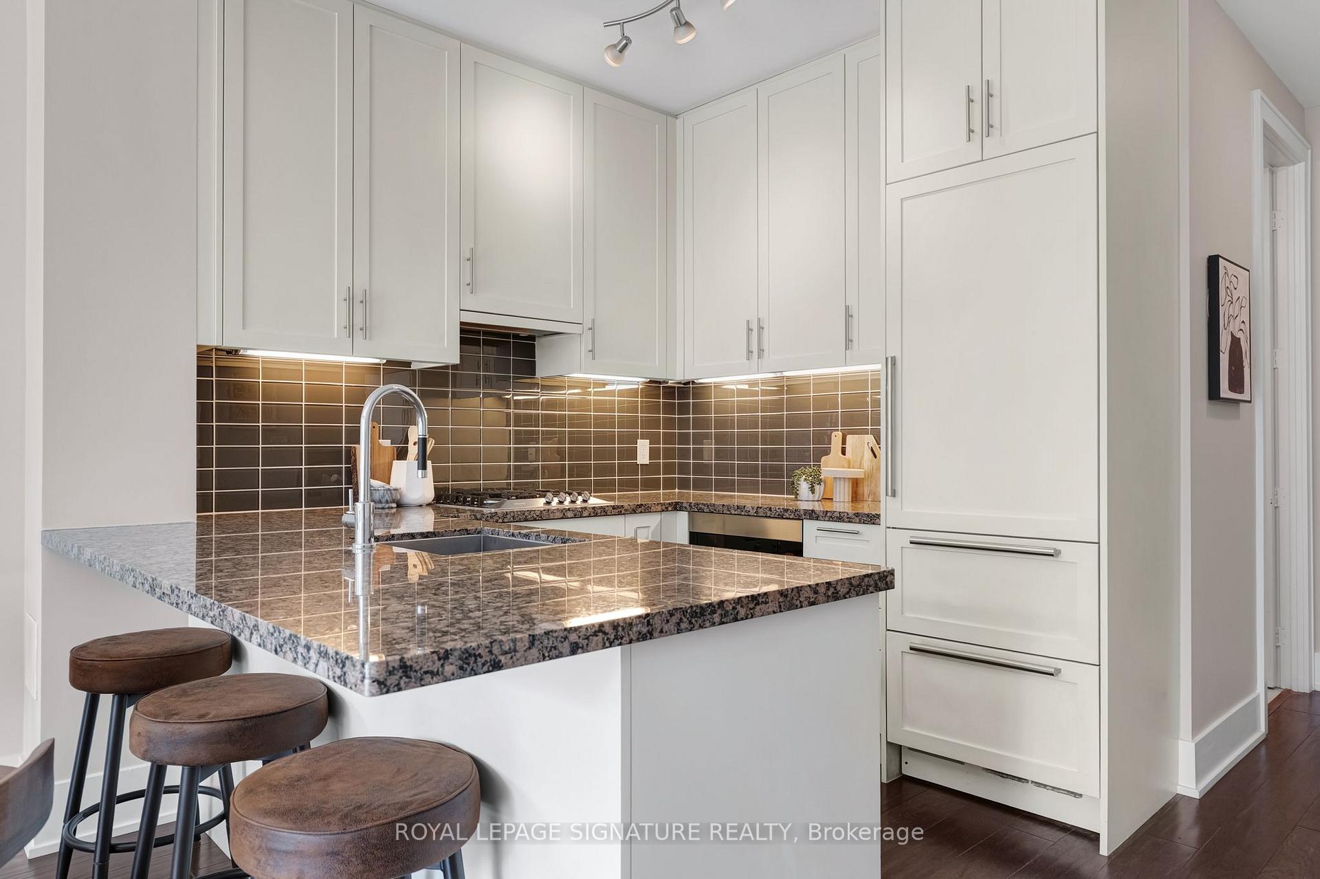 Photo 10 of Unit 337, 39 Queens Quay E, Toronto, Waterfront Communities — HOMEH