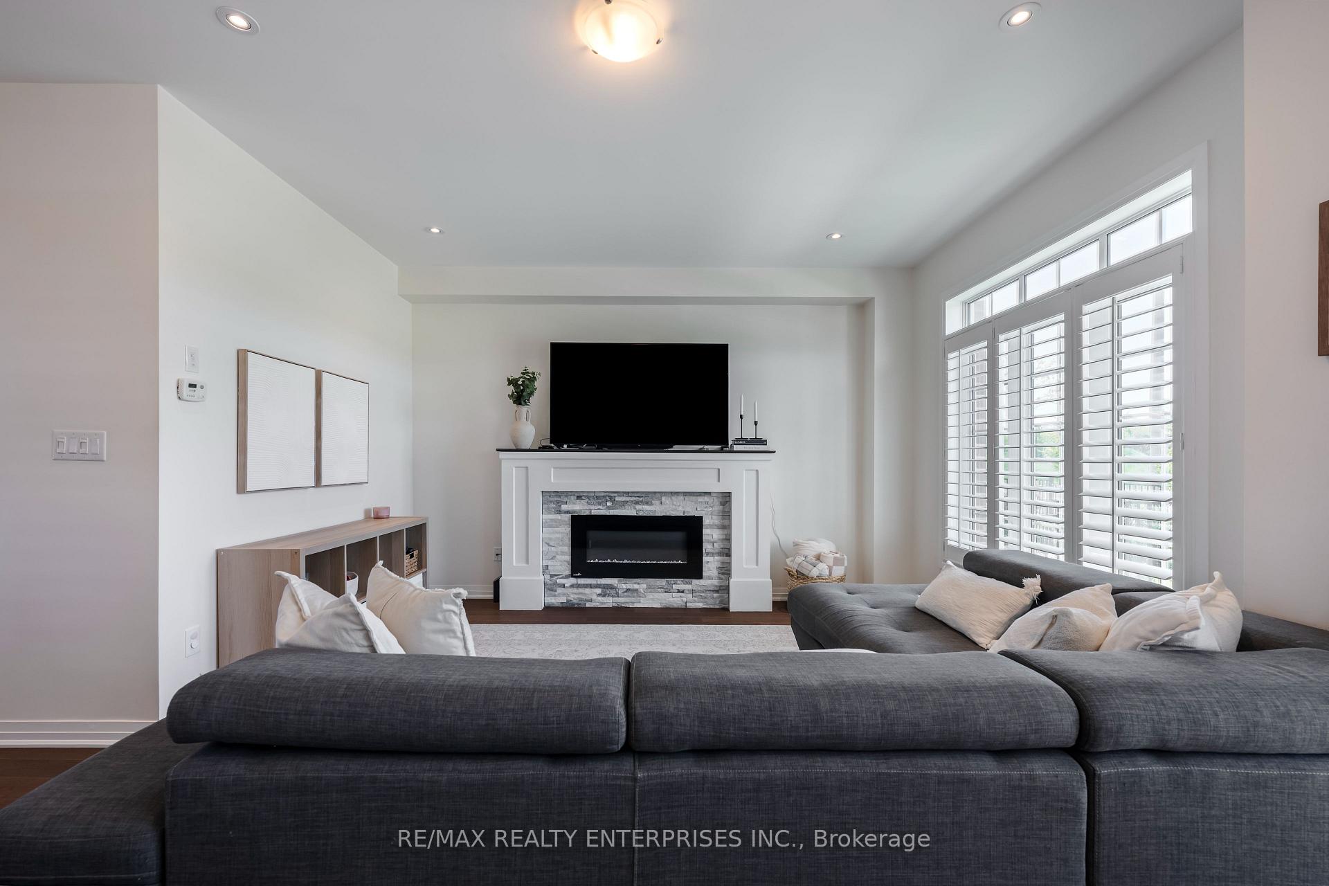 Photo 16 of Unit #25, 172 Parkinson Crescent, Orangeville — HOMEH