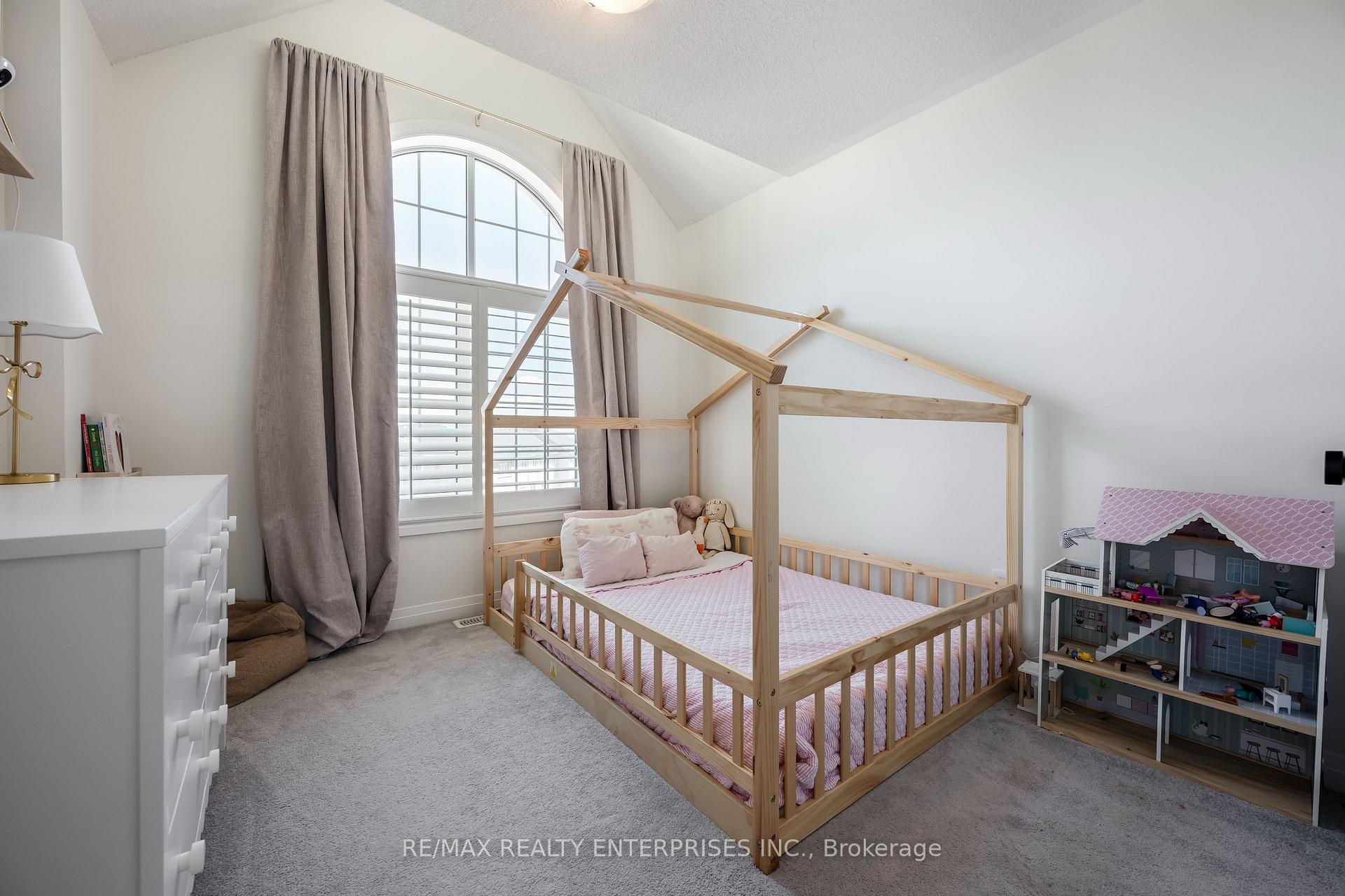 Photo 31 of Unit #25, 172 Parkinson Crescent, Orangeville — HOMEH