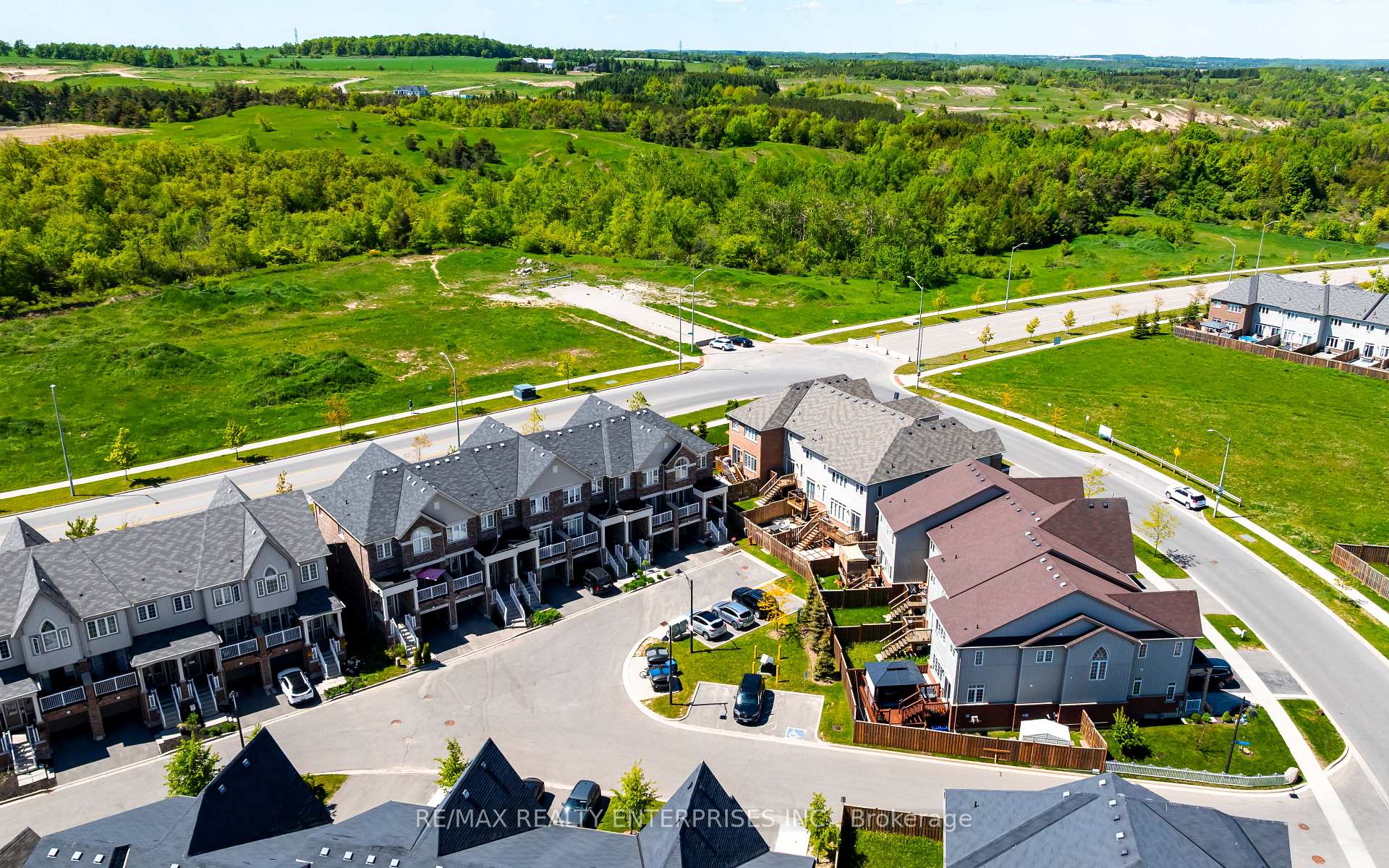 Photo 39 of Unit #25, 172 Parkinson Crescent, Orangeville — HOMEH
