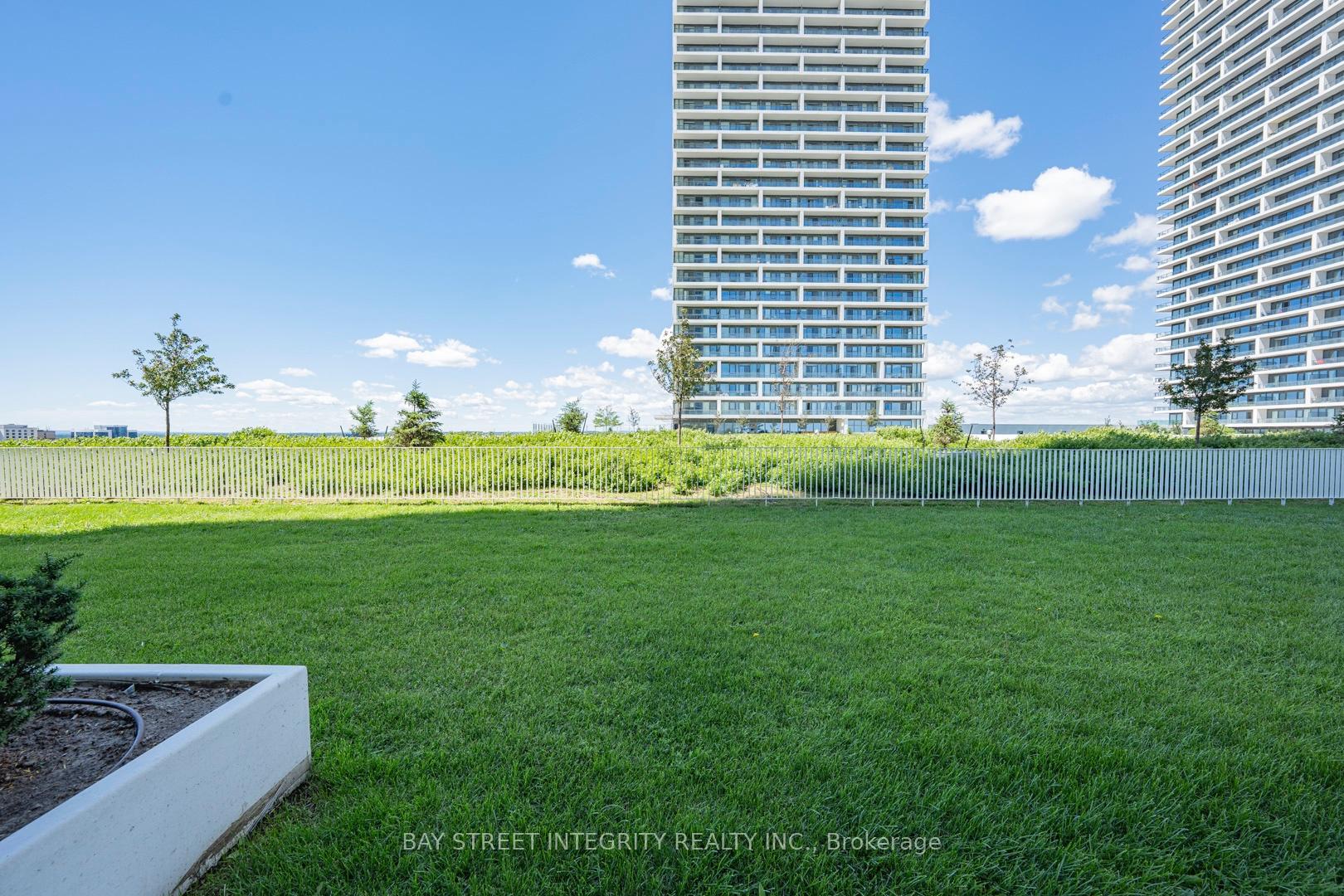 Photo 18 of Unit 4712, 5 Buttermill Avenue, Vaughan, Vaughan Corporate Centre — HOMEH