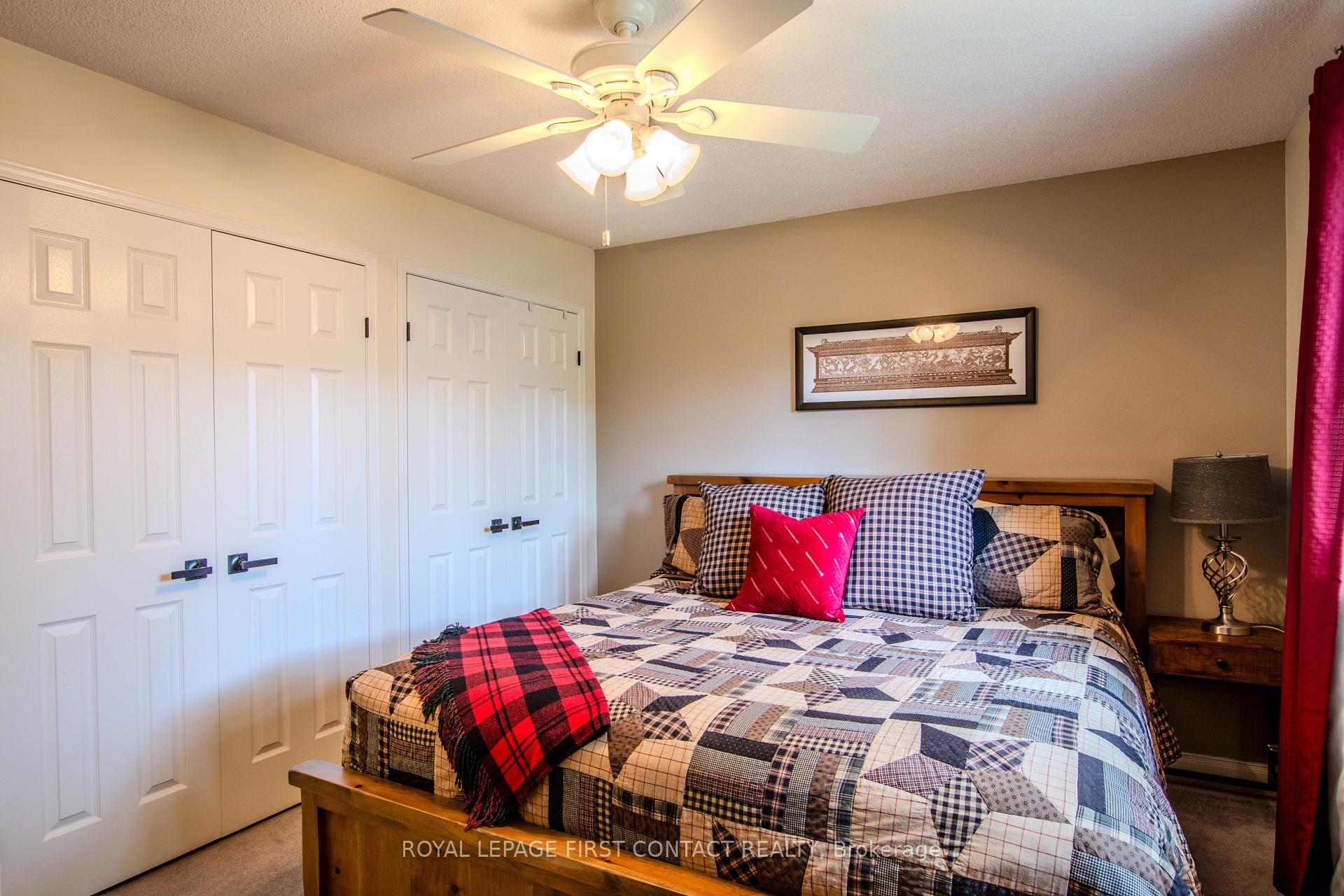 Photo 15 of 20 McVeigh Drive, Barrie, Northwest — HOMEH