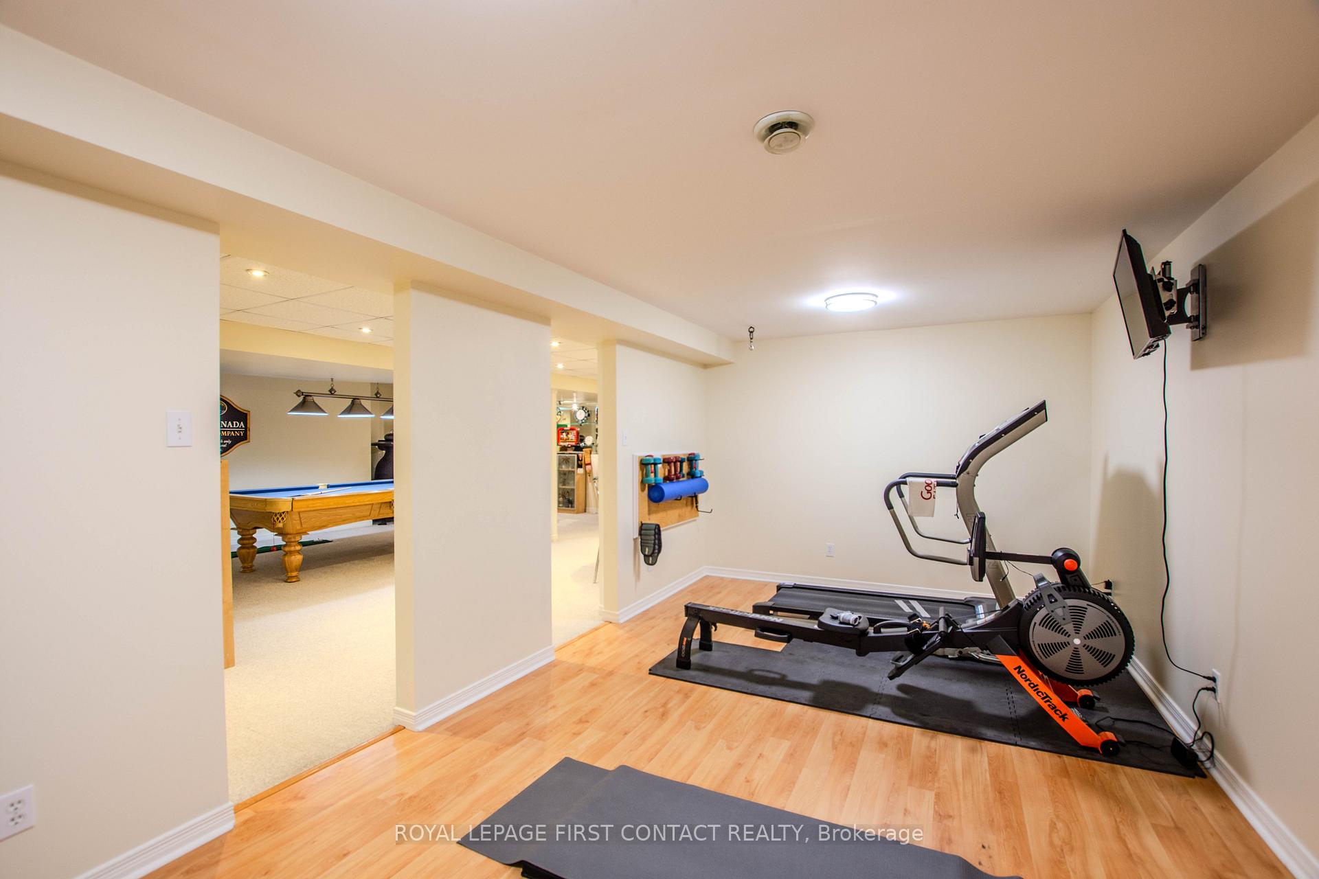 Photo 36 of 20 McVeigh Drive, Barrie, Northwest — HOMEH