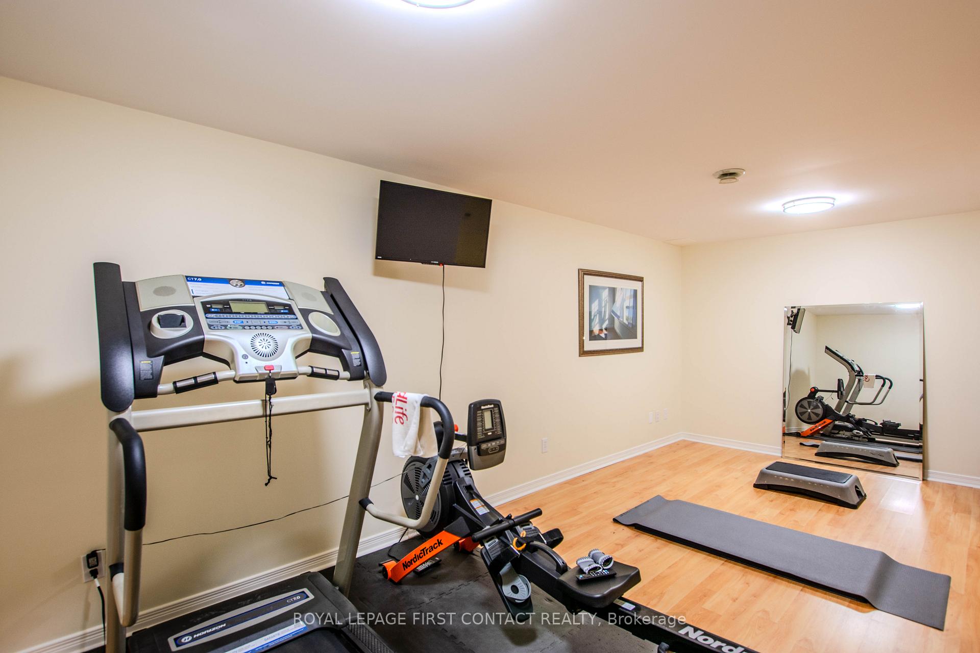 Photo 37 of 20 McVeigh Drive, Barrie, Northwest — HOMEH