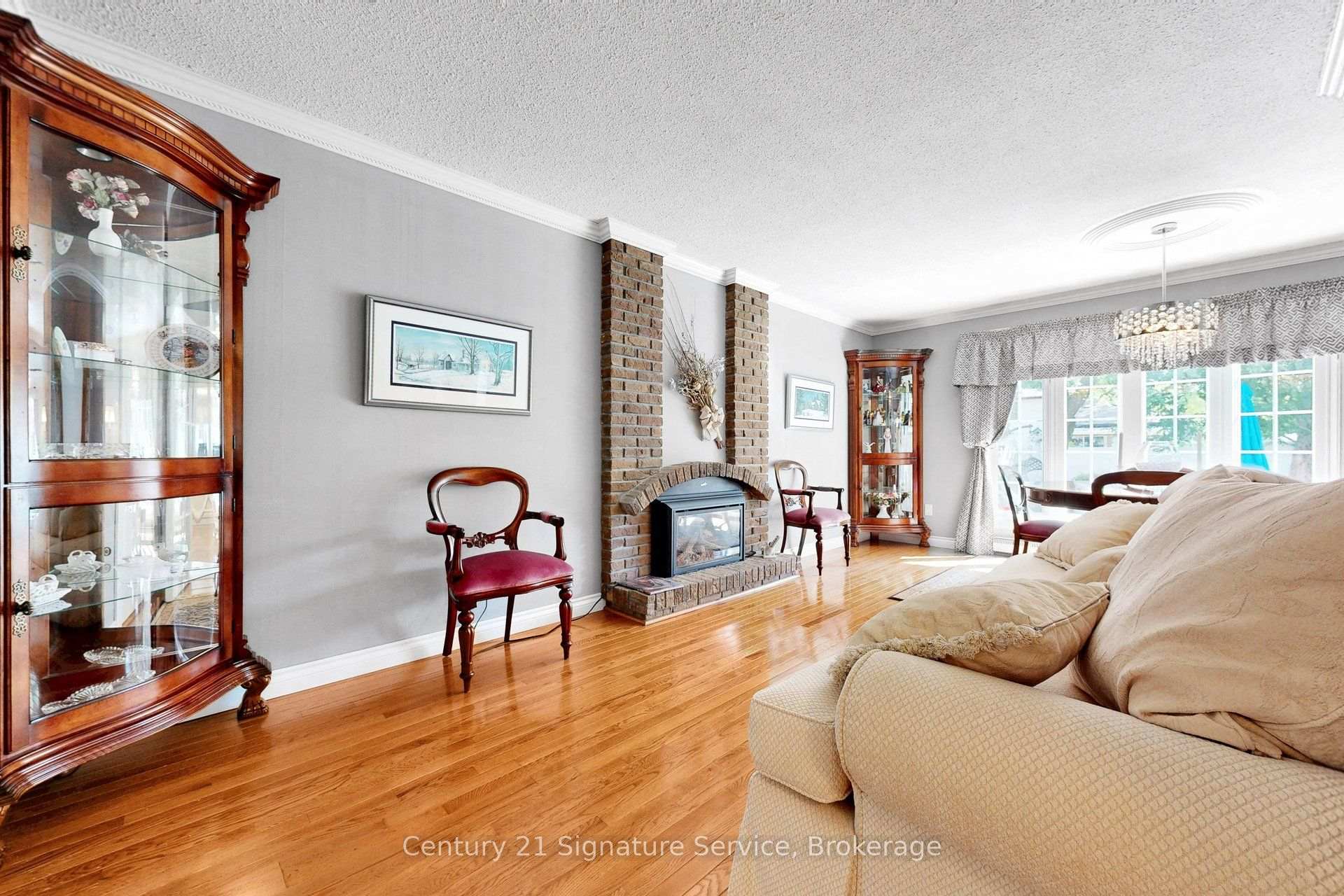 Photo 12 of 53 Duncan Bull Drive, Brampton, Brampton East — HOMEH