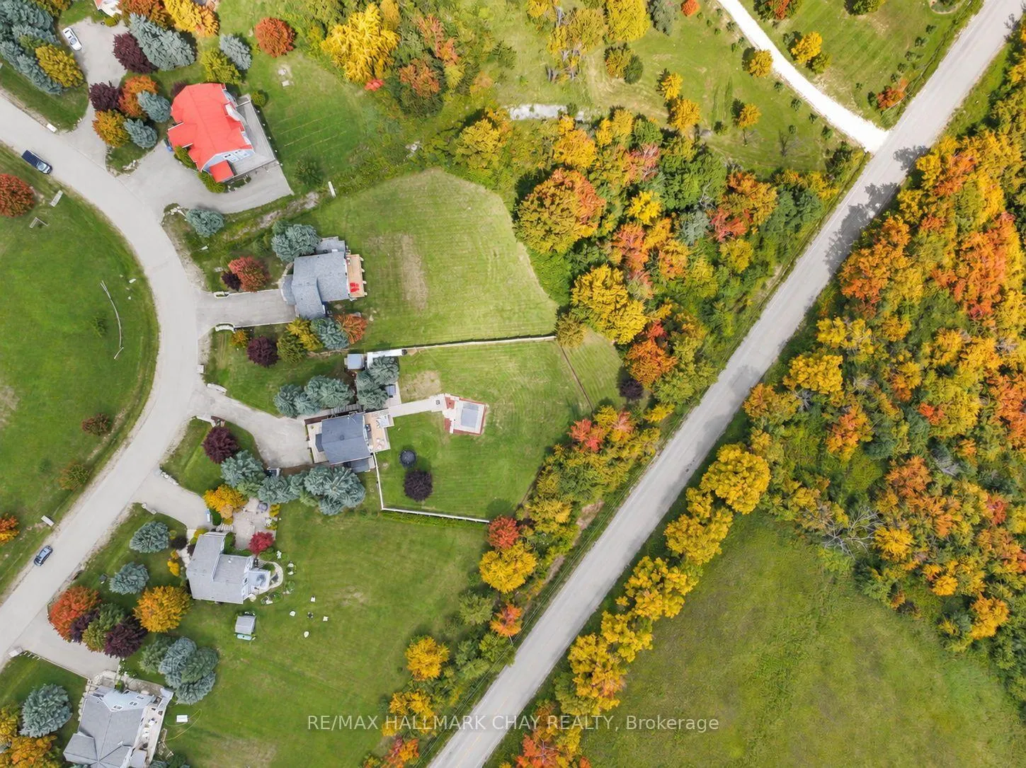 Photo 42 of 8 Lloyd's Traverse Crescent, Mulmur, Rural Mulmur — HOMEH
