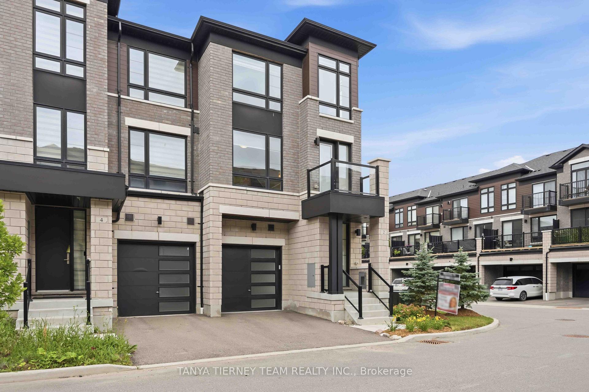 Photo 3 of 2 Lake Trail Way, Whitby, Brooklin — HOMEH