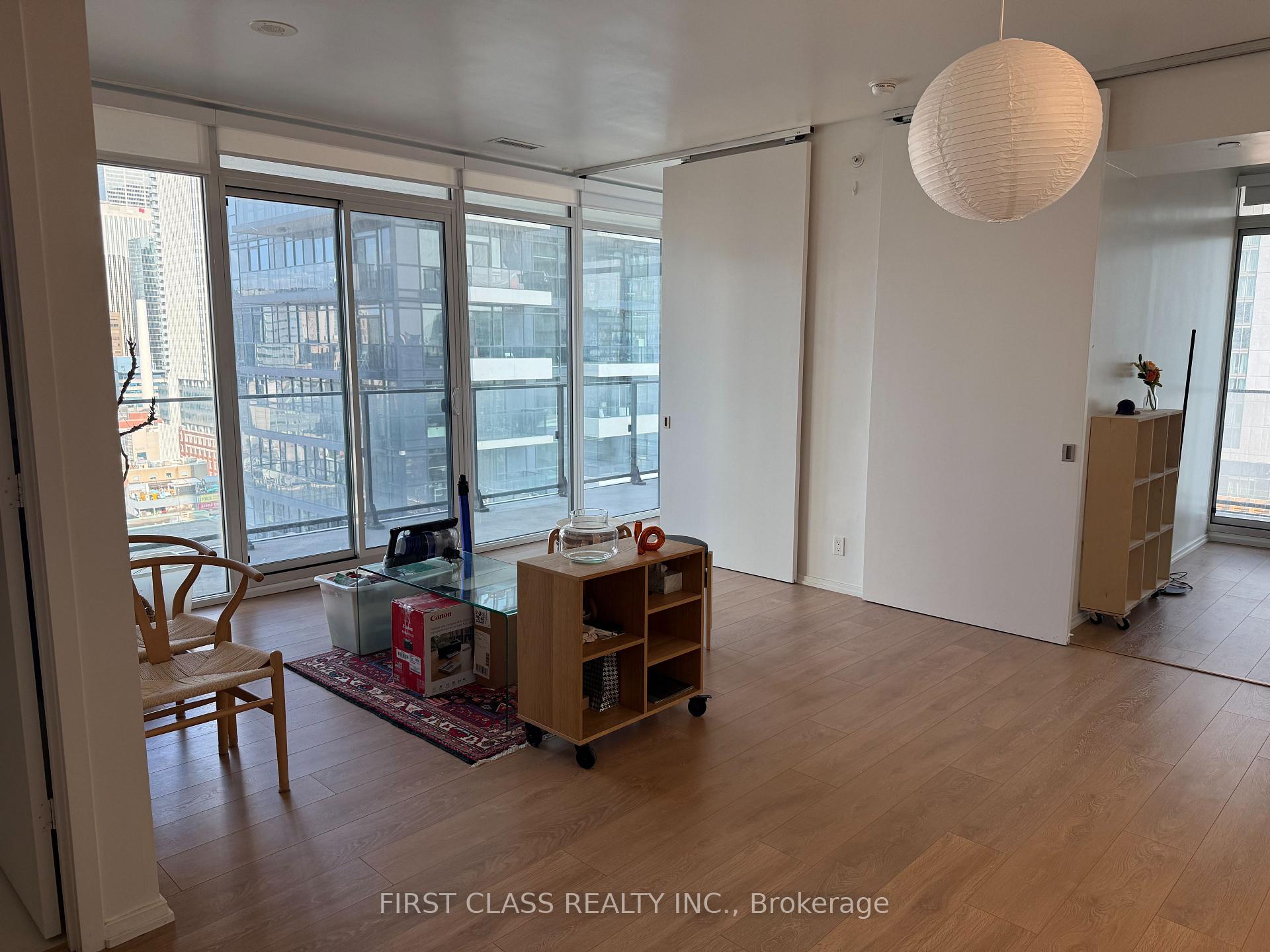 Photo 6 of Unit 1609, 125 Peter Street, Toronto, Waterfront Communities — HOMEH