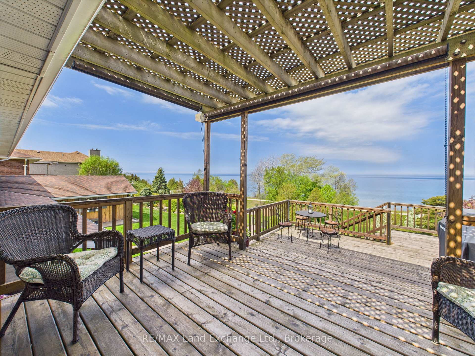 Photo 7 of 422 Penetangore Row, Kincardine — HOMEH
