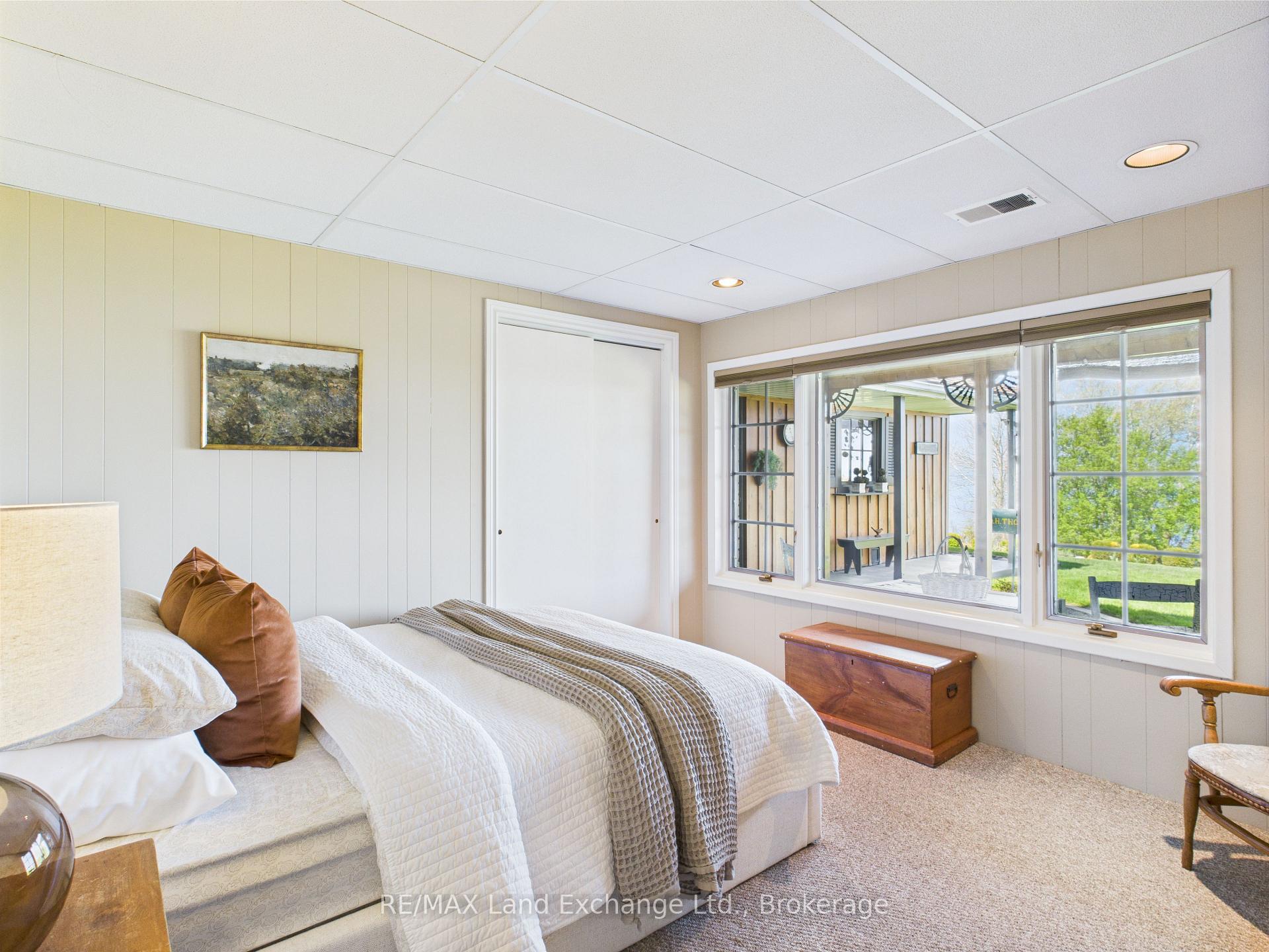 Photo 36 of 422 Penetangore Row, Kincardine — HOMEH
