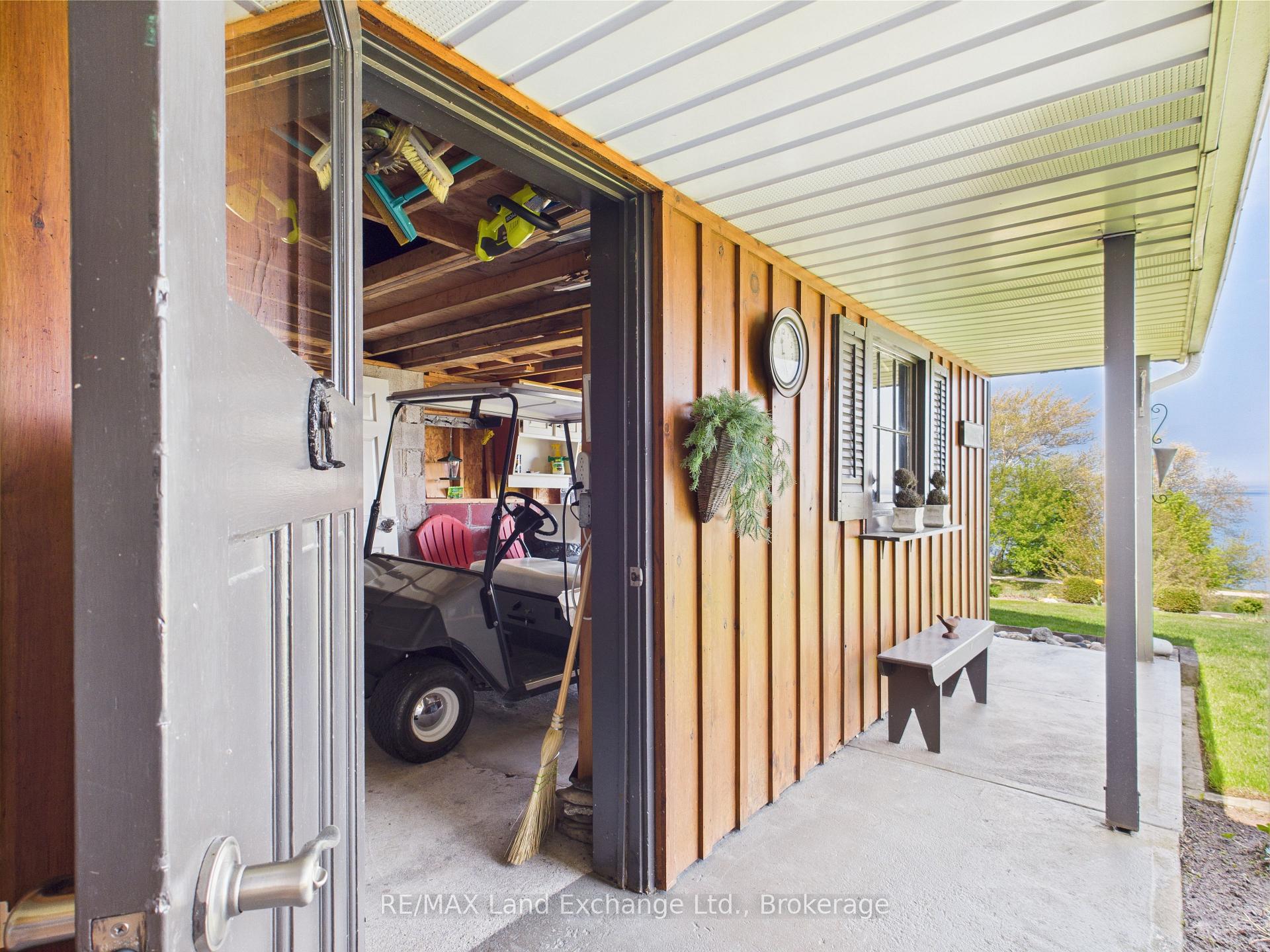 Photo 44 of 422 Penetangore Row, Kincardine — HOMEH