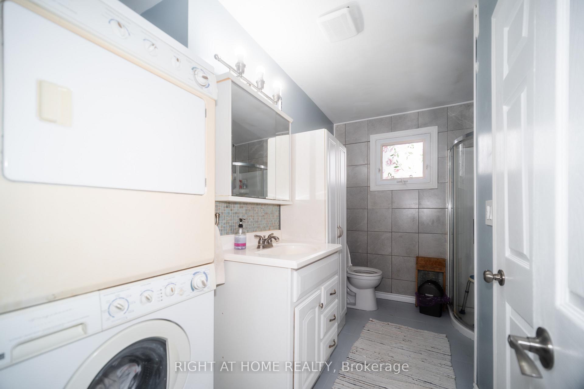 Photo 12 of 1007 Ferrier Avenue, Innisfil, Lefroy — HOMEH