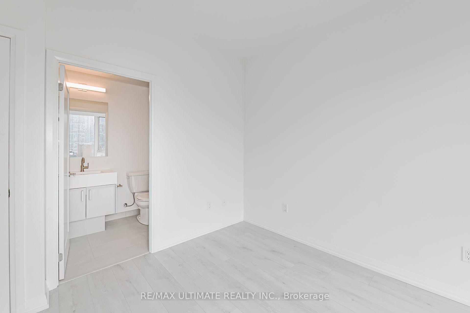 Photo 14 of Unit 1011, 280 Dundas Street W, Toronto, University — HOMEH