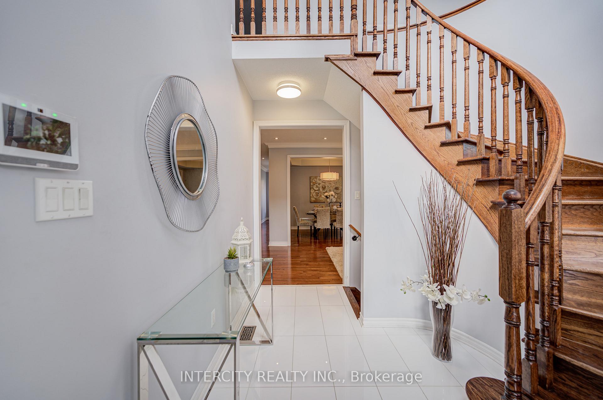 Photo 7 of 86 Princess Diana Drive, Markham, Cathedraltown — HOMEH