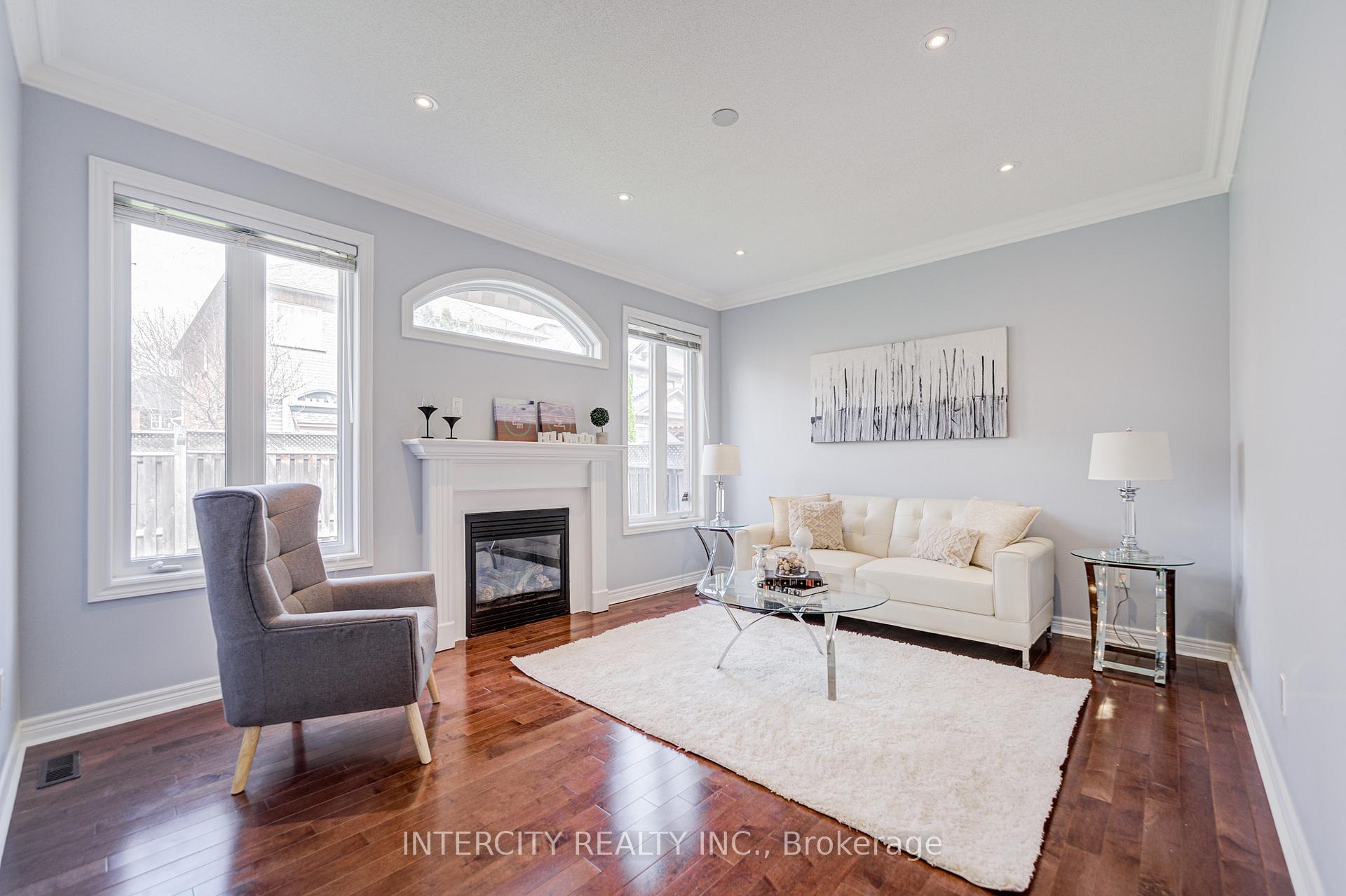 Photo 16 of 86 Princess Diana Drive, Markham, Cathedraltown — HOMEH