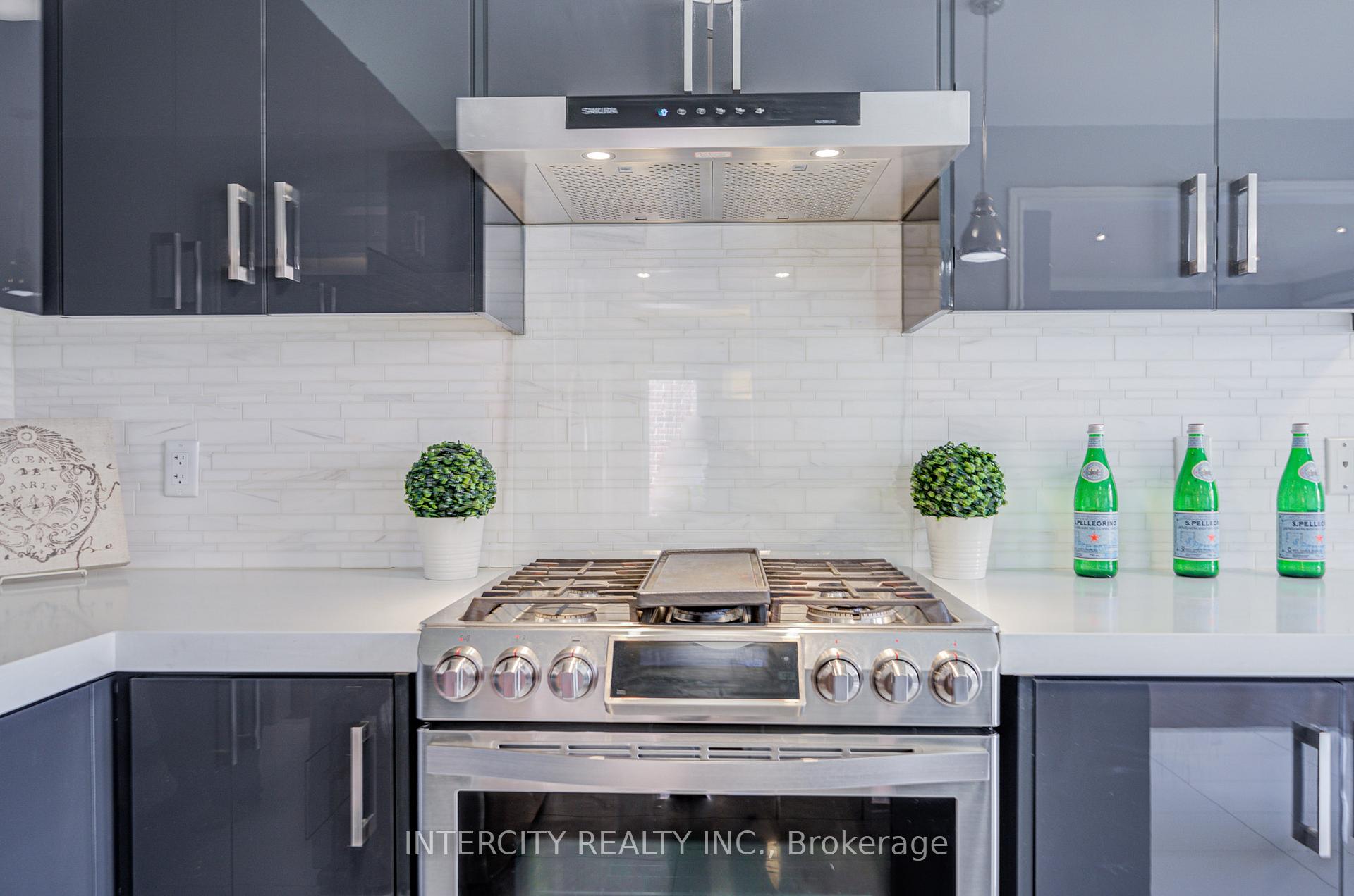 Photo 26 of 86 Princess Diana Drive, Markham, Cathedraltown — HOMEH