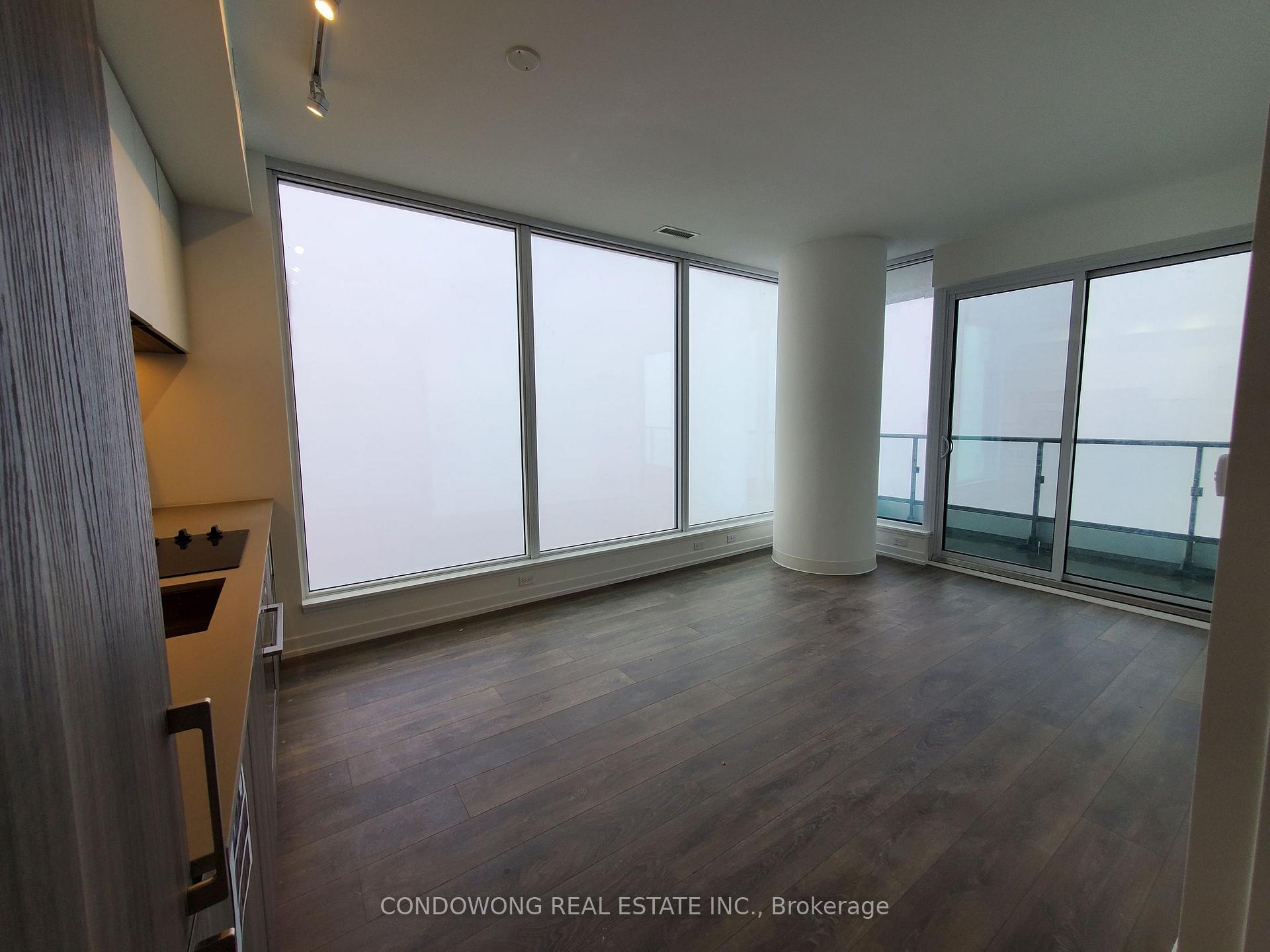 Front of Unit 2610, 5 Buttermill Avenue