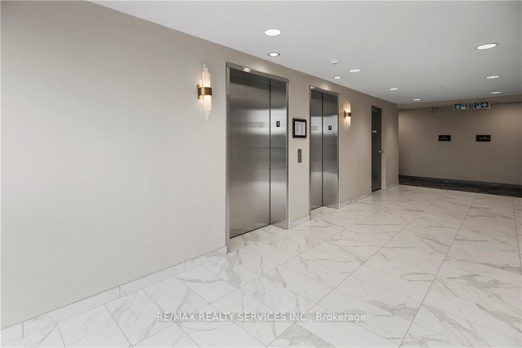 Photo 6 of Unit 313, 26 Lowes Road, Guelph, Clairfields/Hanlon Business Park — HOMEH