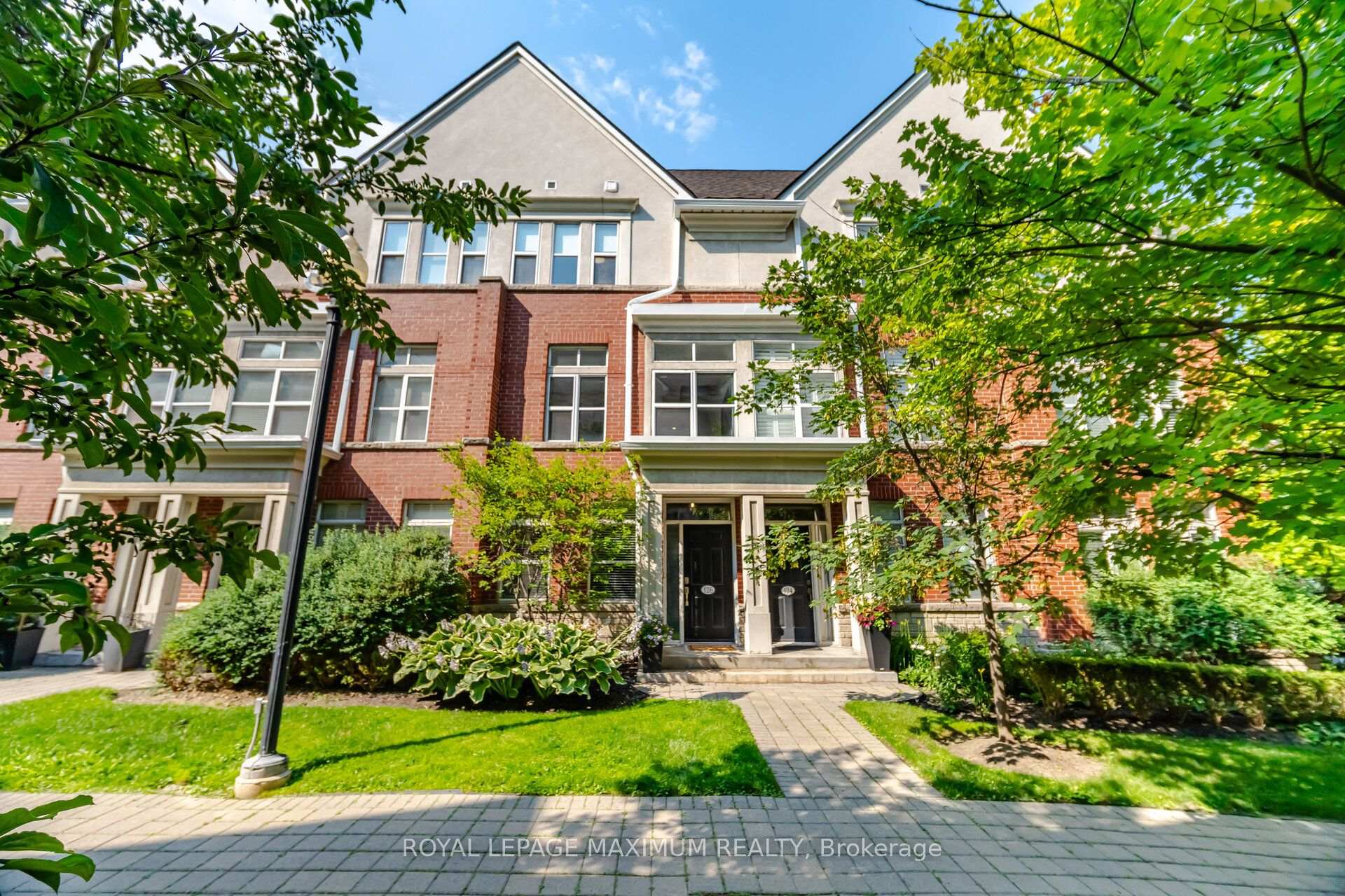 Photo 2 of 126 Resurrection Road, Etobicoke, Islington-City Centre West — HOMEH