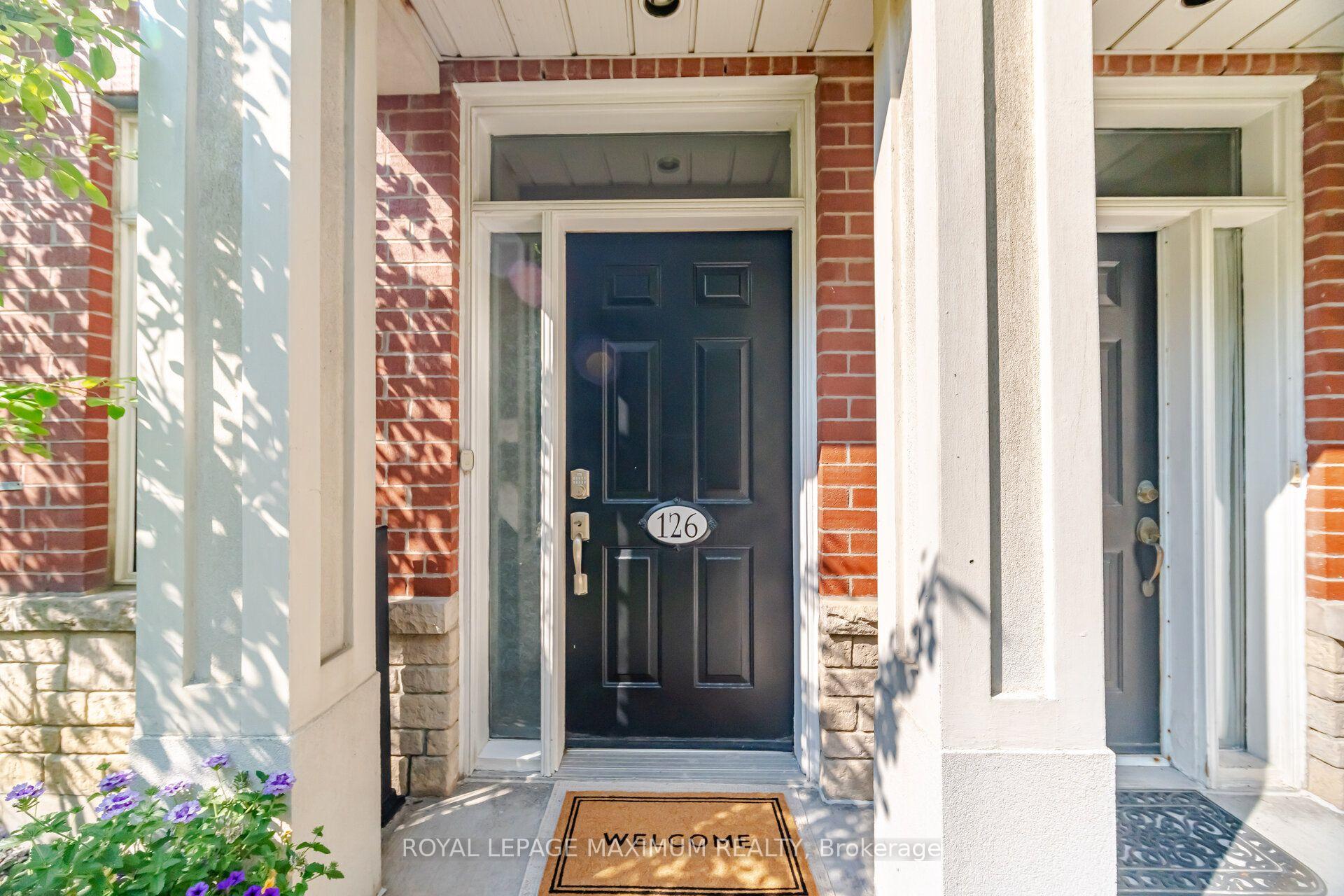 Photo 5 of 126 Resurrection Road, Etobicoke, Islington-City Centre West — HOMEH