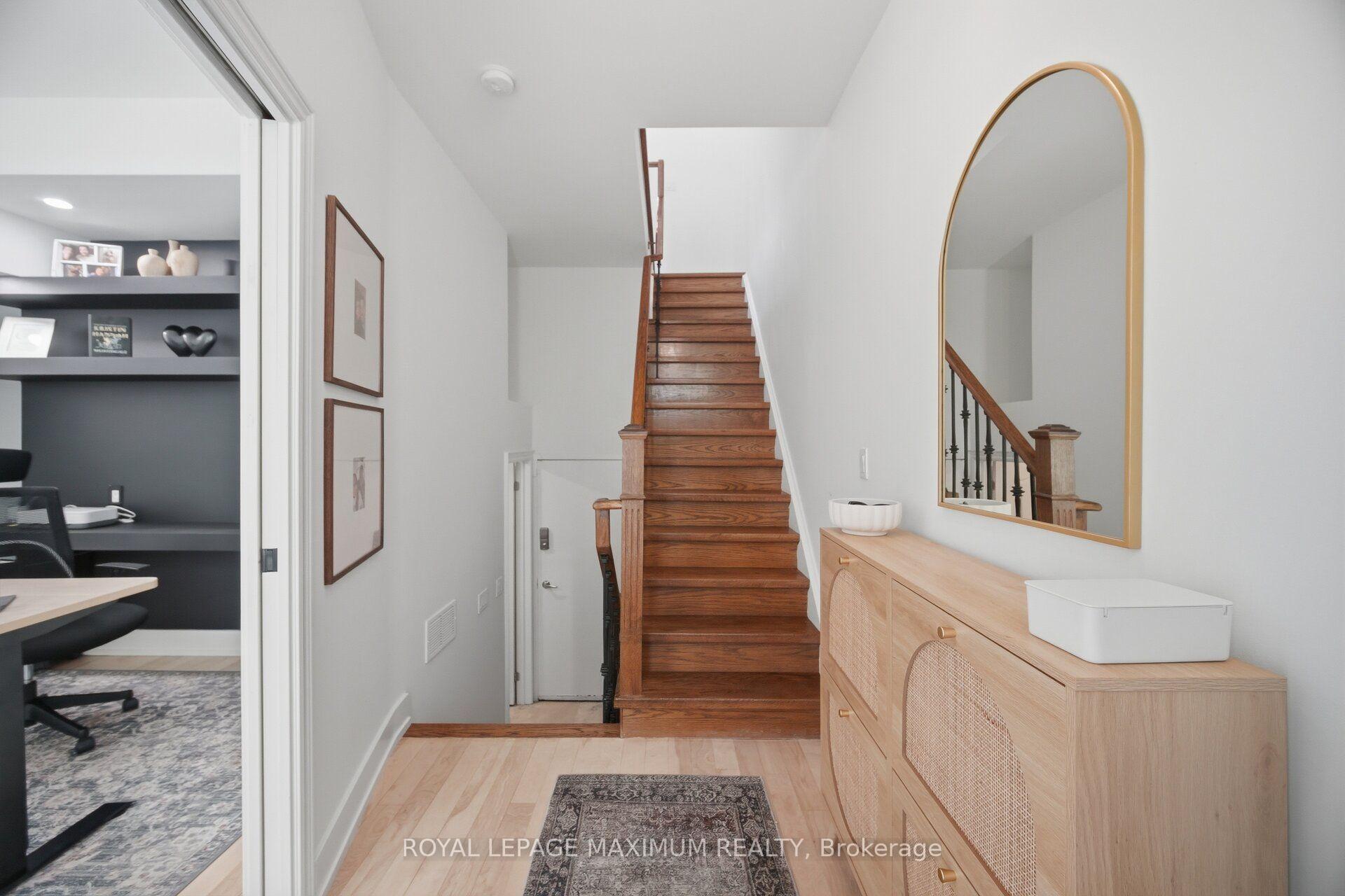 Photo 6 of 126 Resurrection Road, Etobicoke, Islington-City Centre West — HOMEH