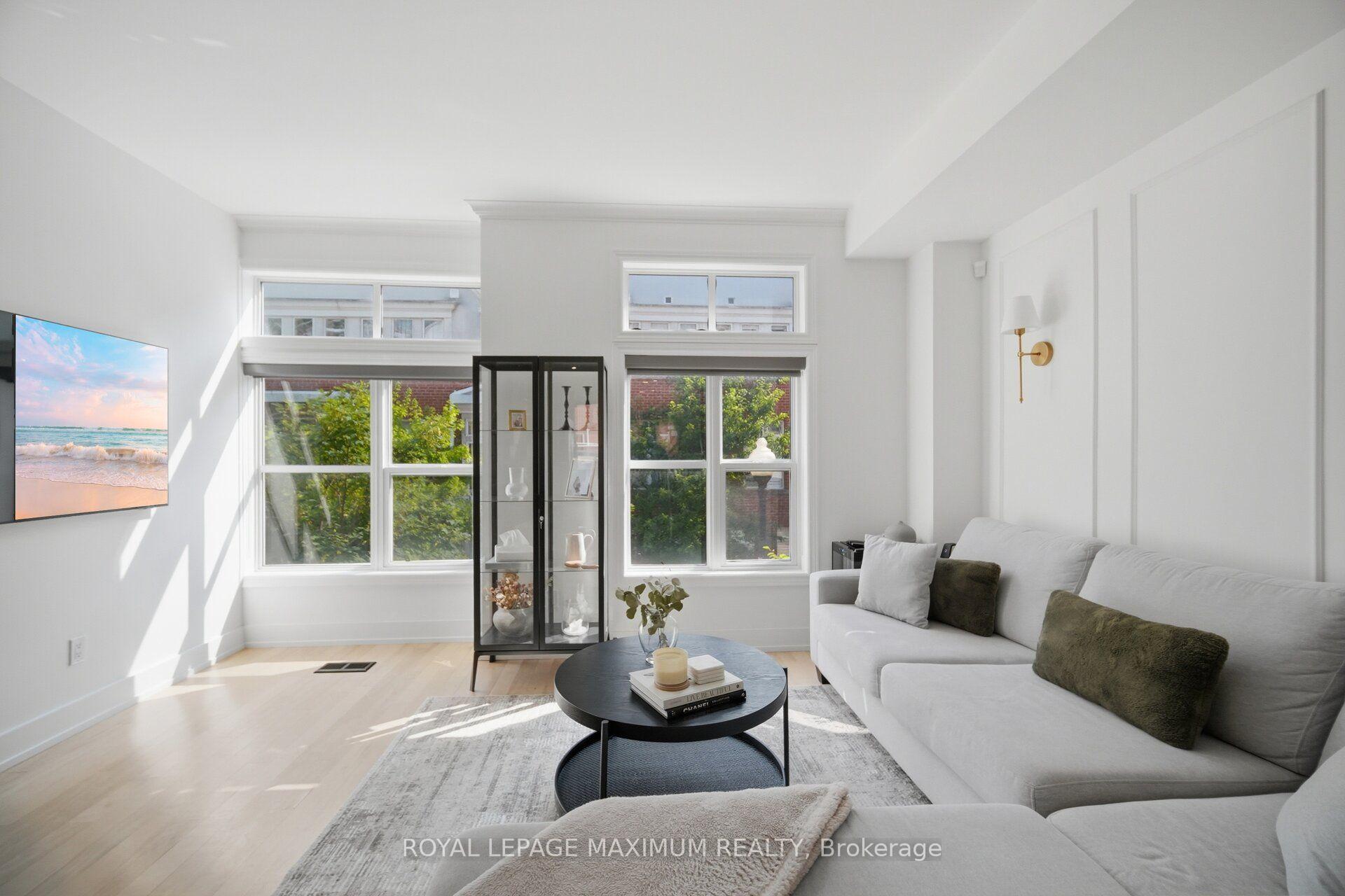 Photo 22 of 126 Resurrection Road, Etobicoke, Islington-City Centre West — HOMEH