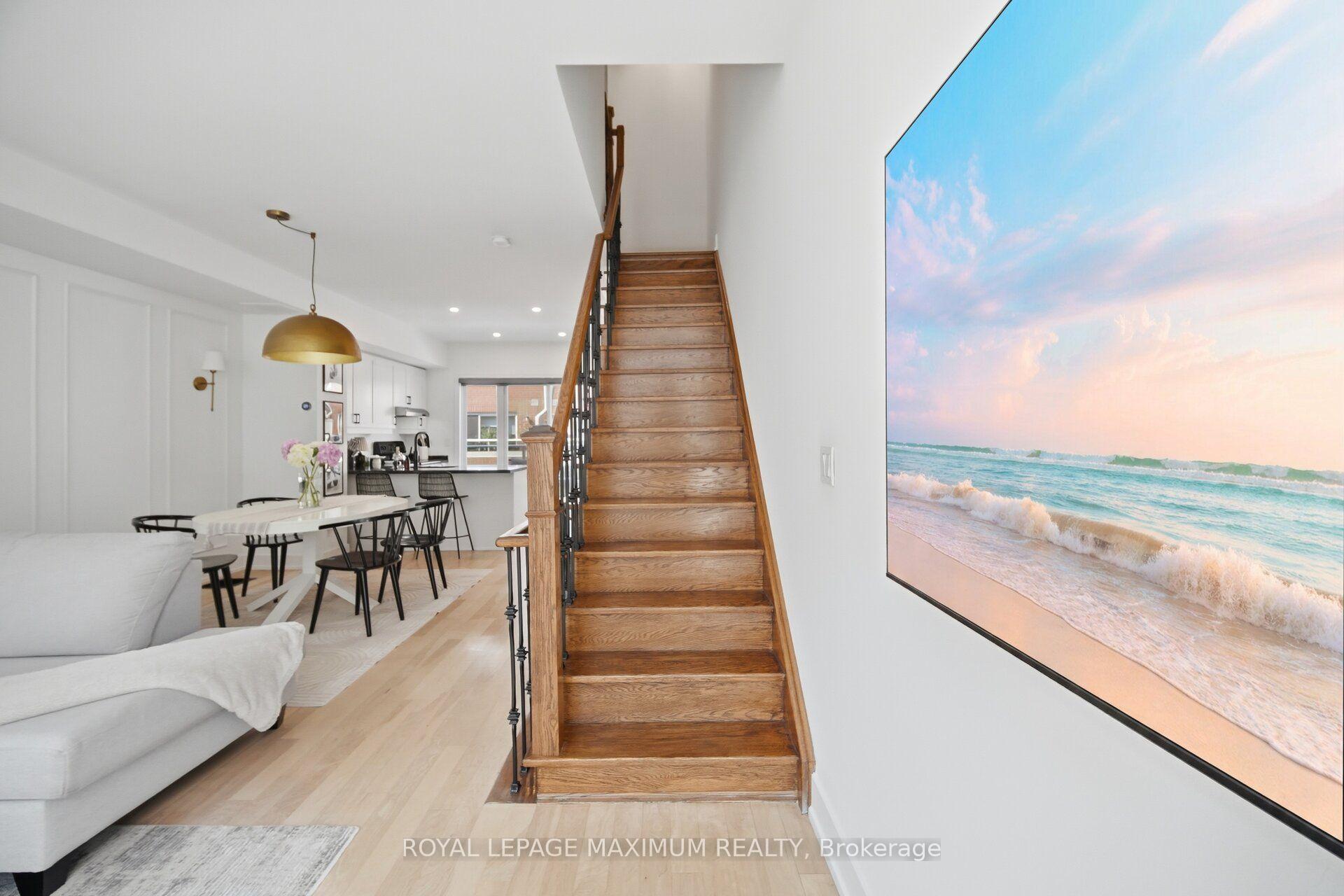 Photo 28 of 126 Resurrection Road, Etobicoke, Islington-City Centre West — HOMEH