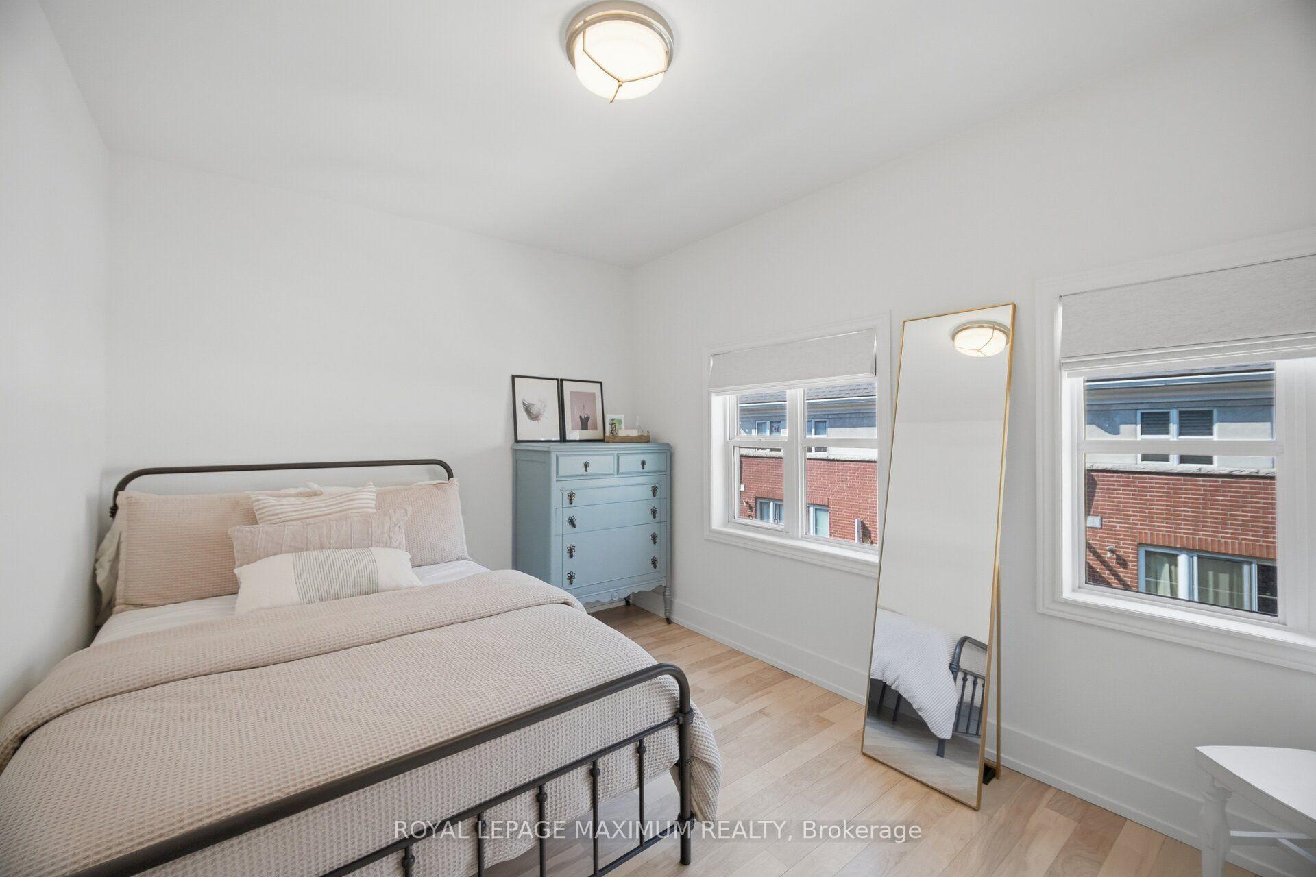 Photo 34 of 126 Resurrection Road, Etobicoke, Islington-City Centre West — HOMEH