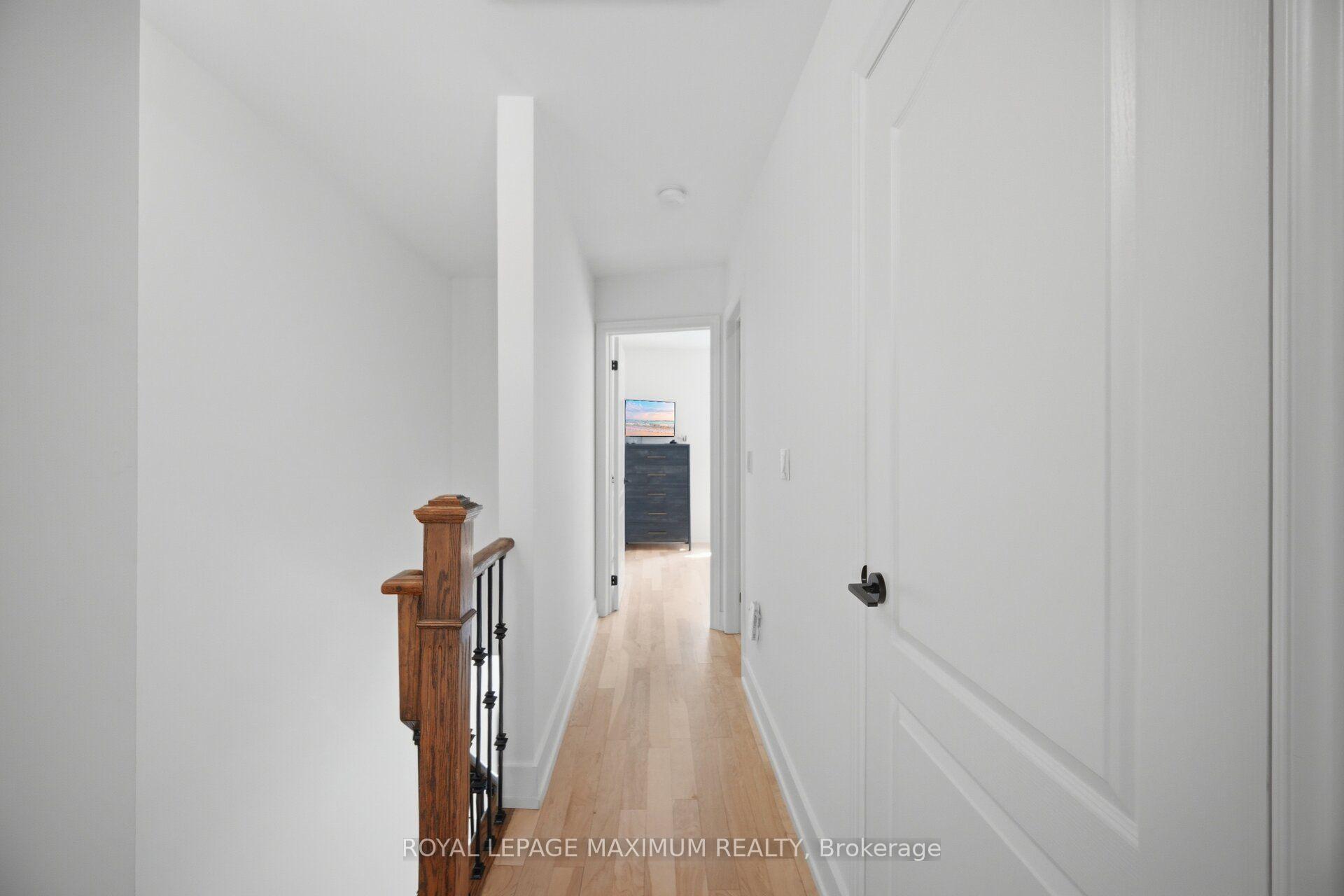 Photo 37 of 126 Resurrection Road, Etobicoke, Islington-City Centre West — HOMEH