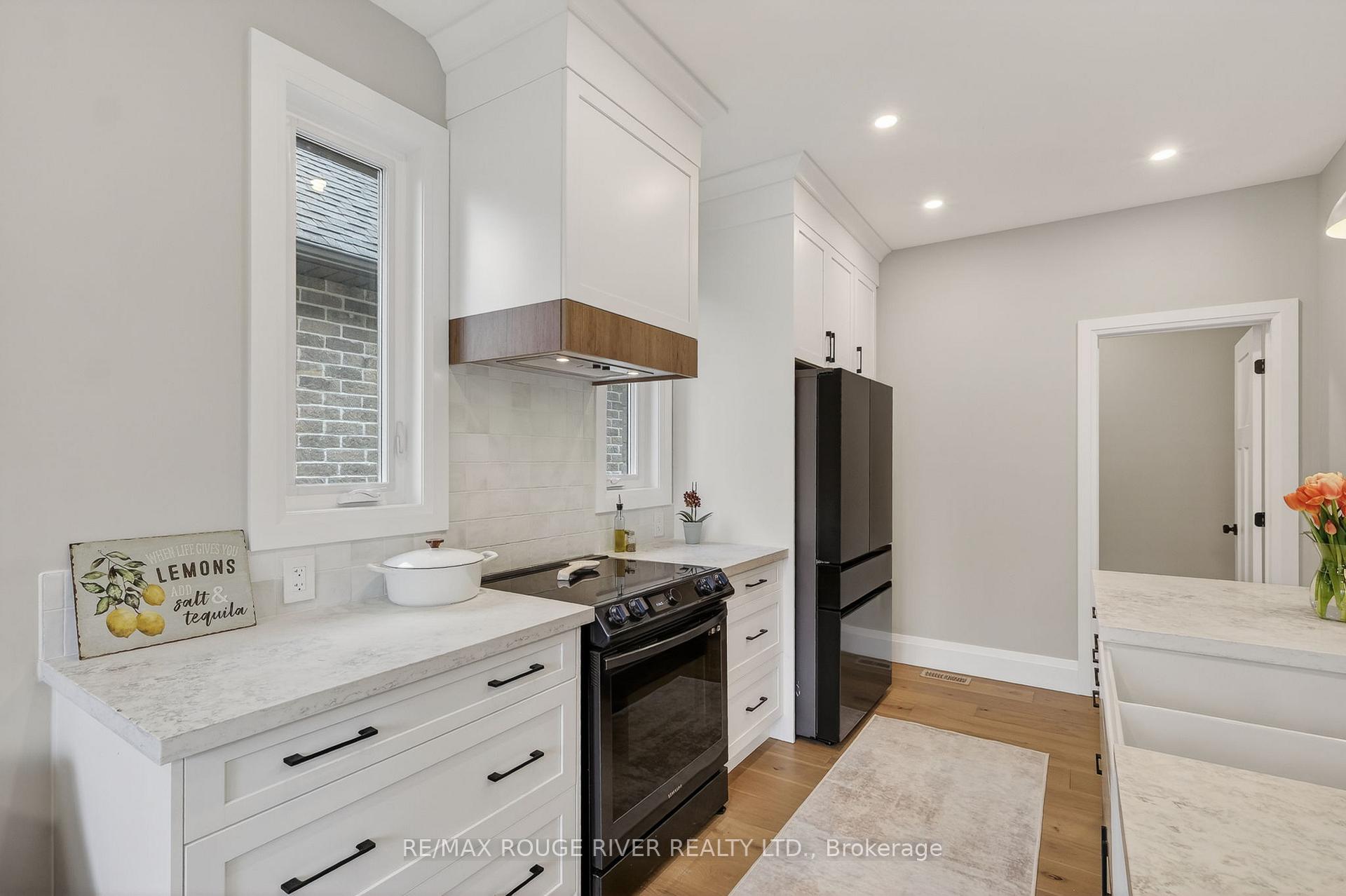 Photo 14 of 4 - 1000 D'Arcy Street, Cobourg — HOMEH