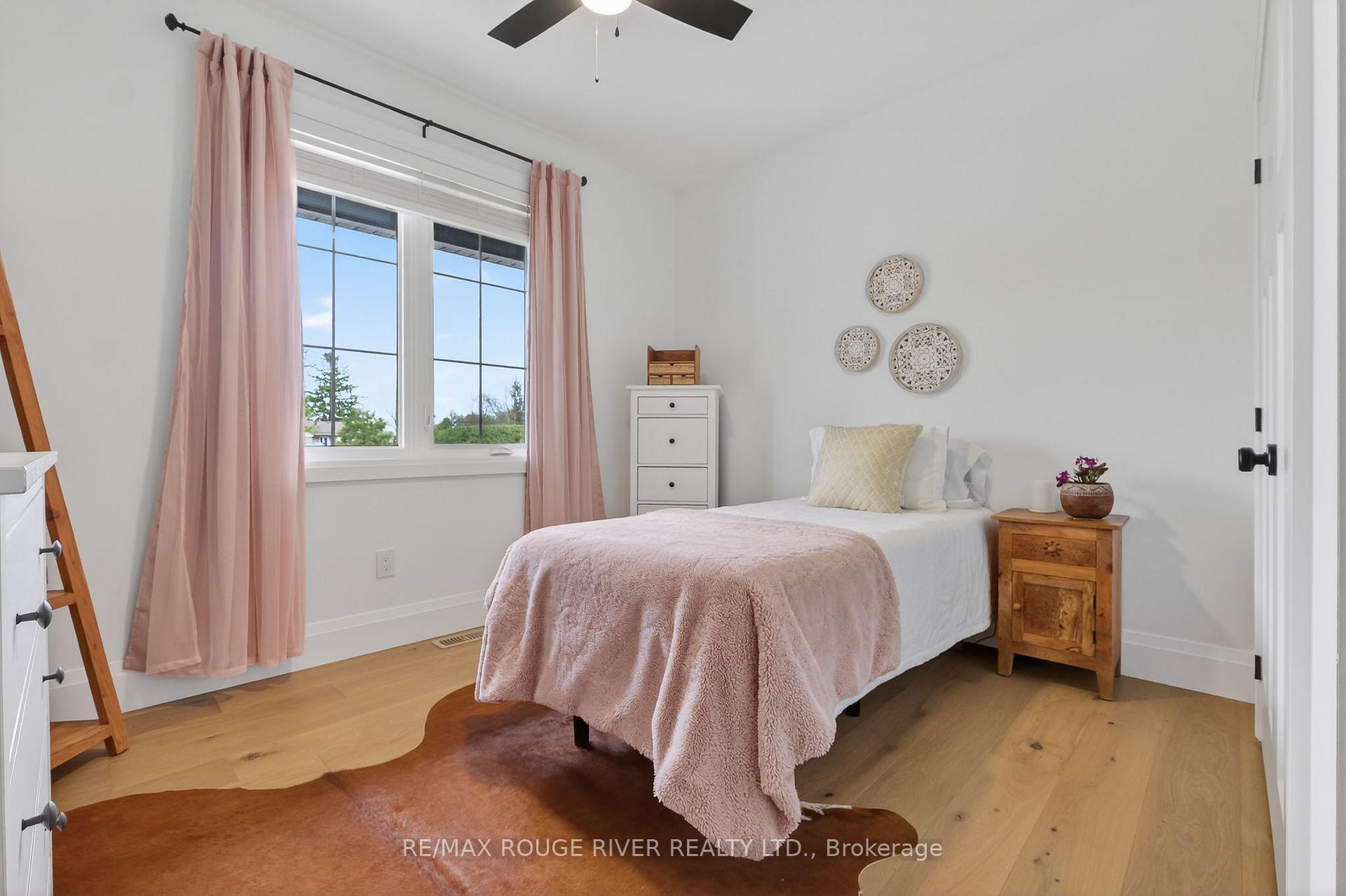 Photo 24 of 4 - 1000 D'Arcy Street, Cobourg — HOMEH