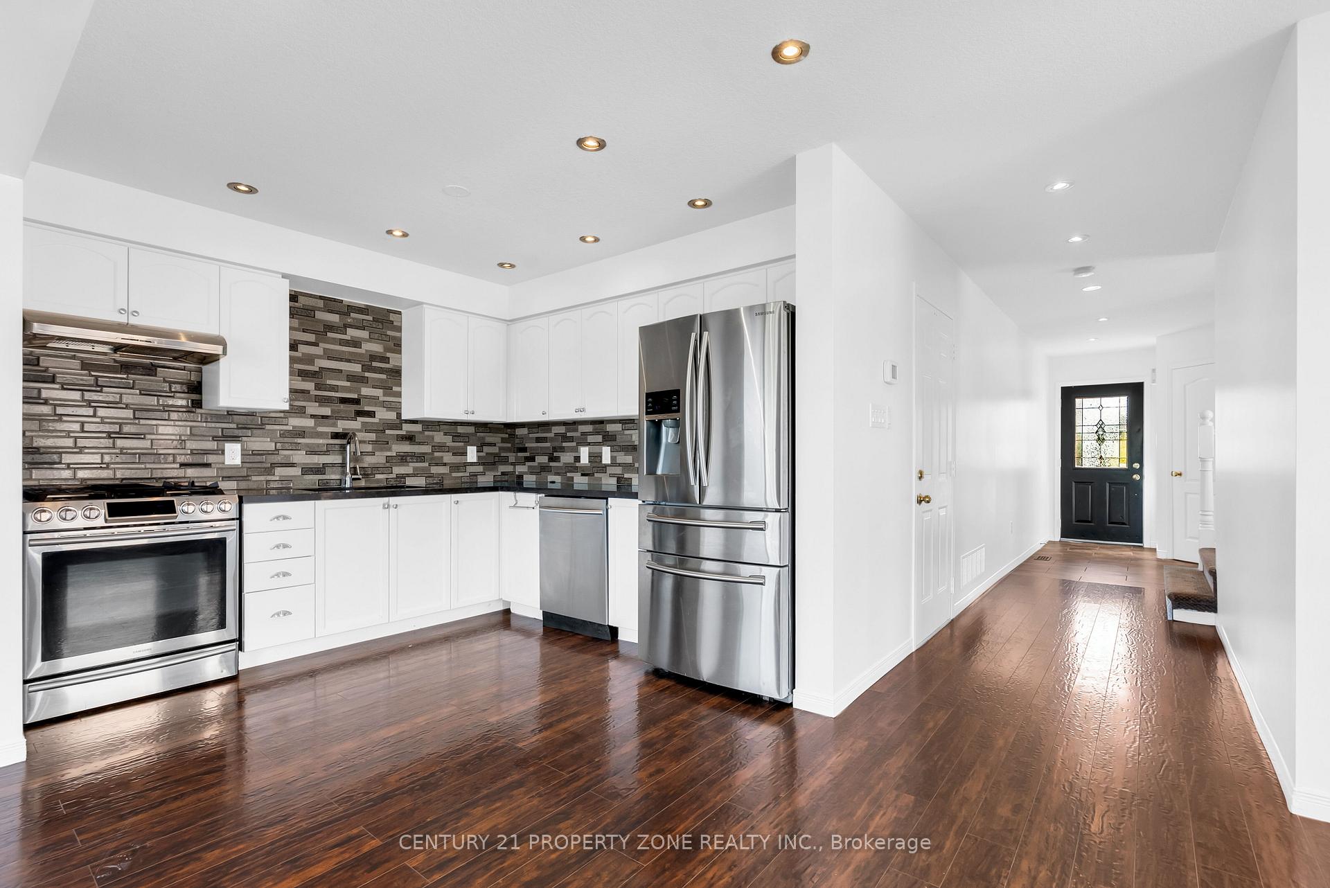 Photo 14 of 75 Benjamin Crescent, Orangeville — HOMEH