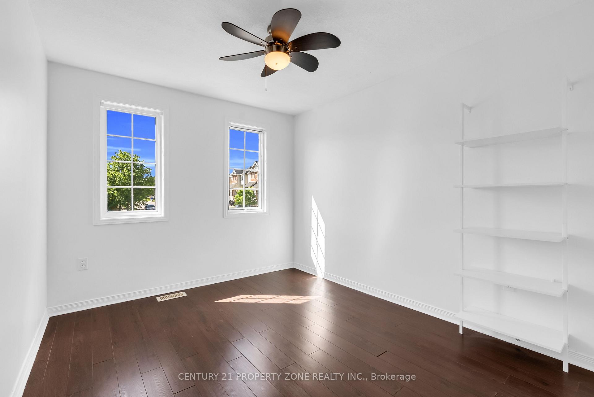 Photo 29 of 75 Benjamin Crescent, Orangeville — HOMEH