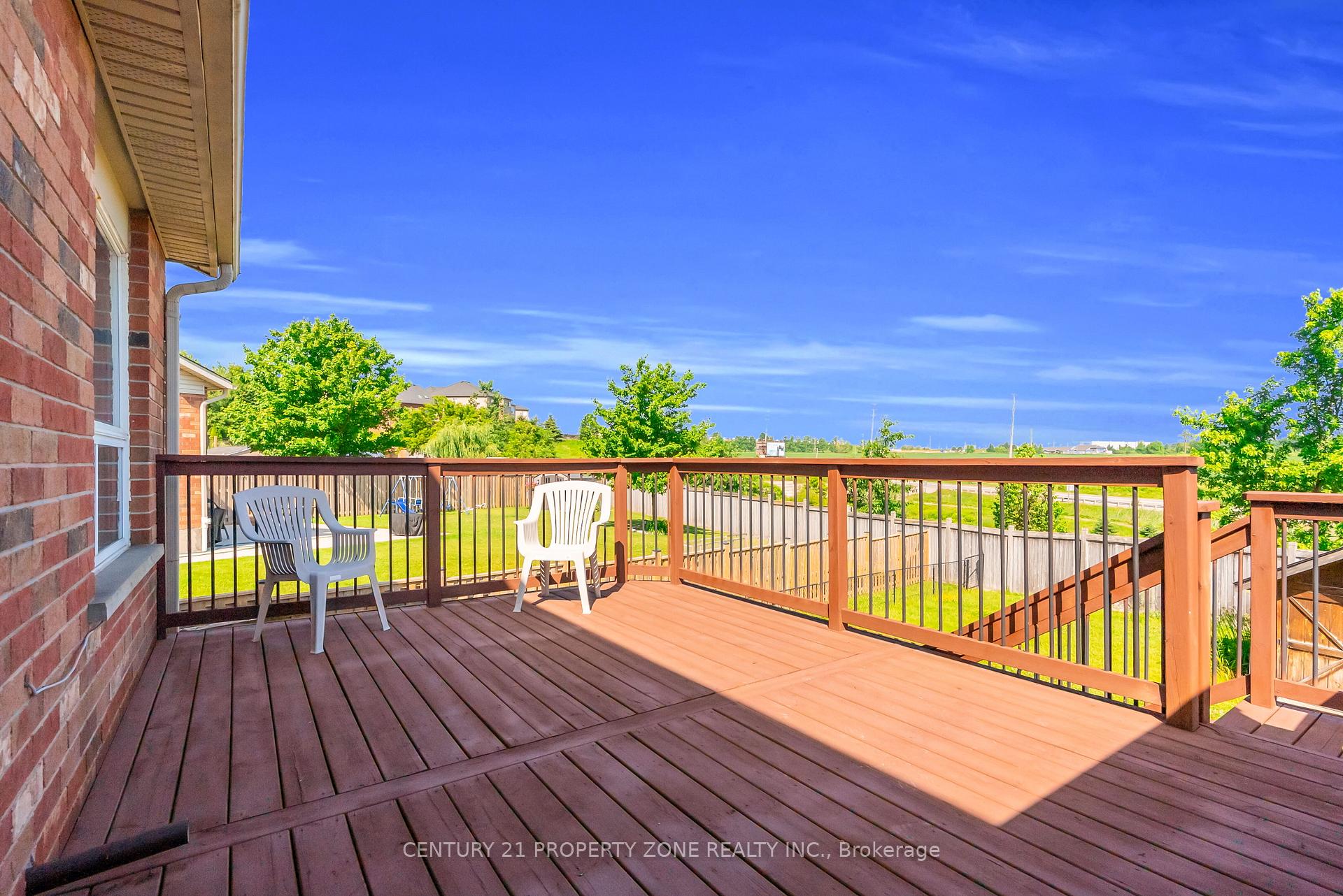 Photo 42 of 75 Benjamin Crescent, Orangeville — HOMEH