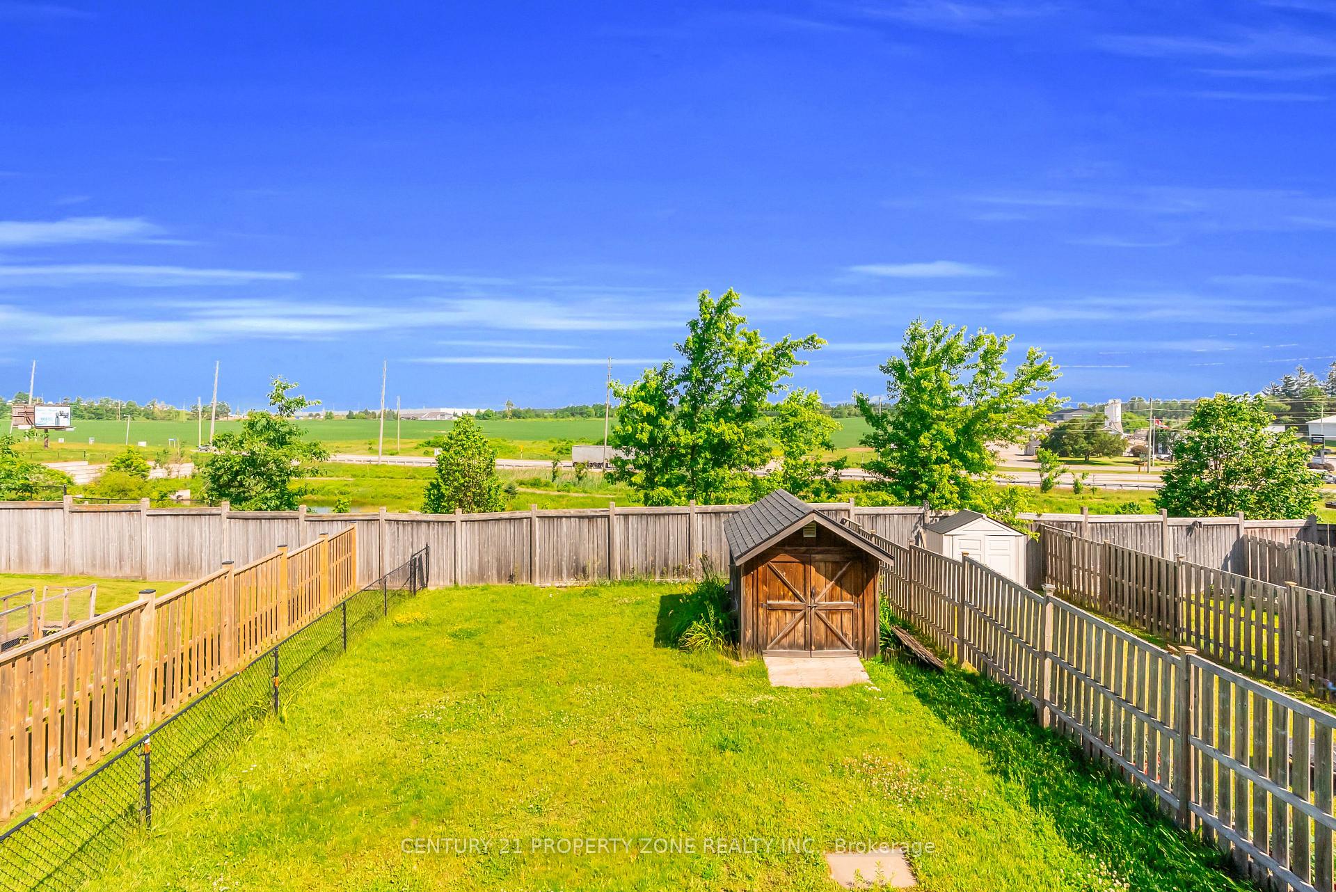 Photo 43 of 75 Benjamin Crescent, Orangeville — HOMEH