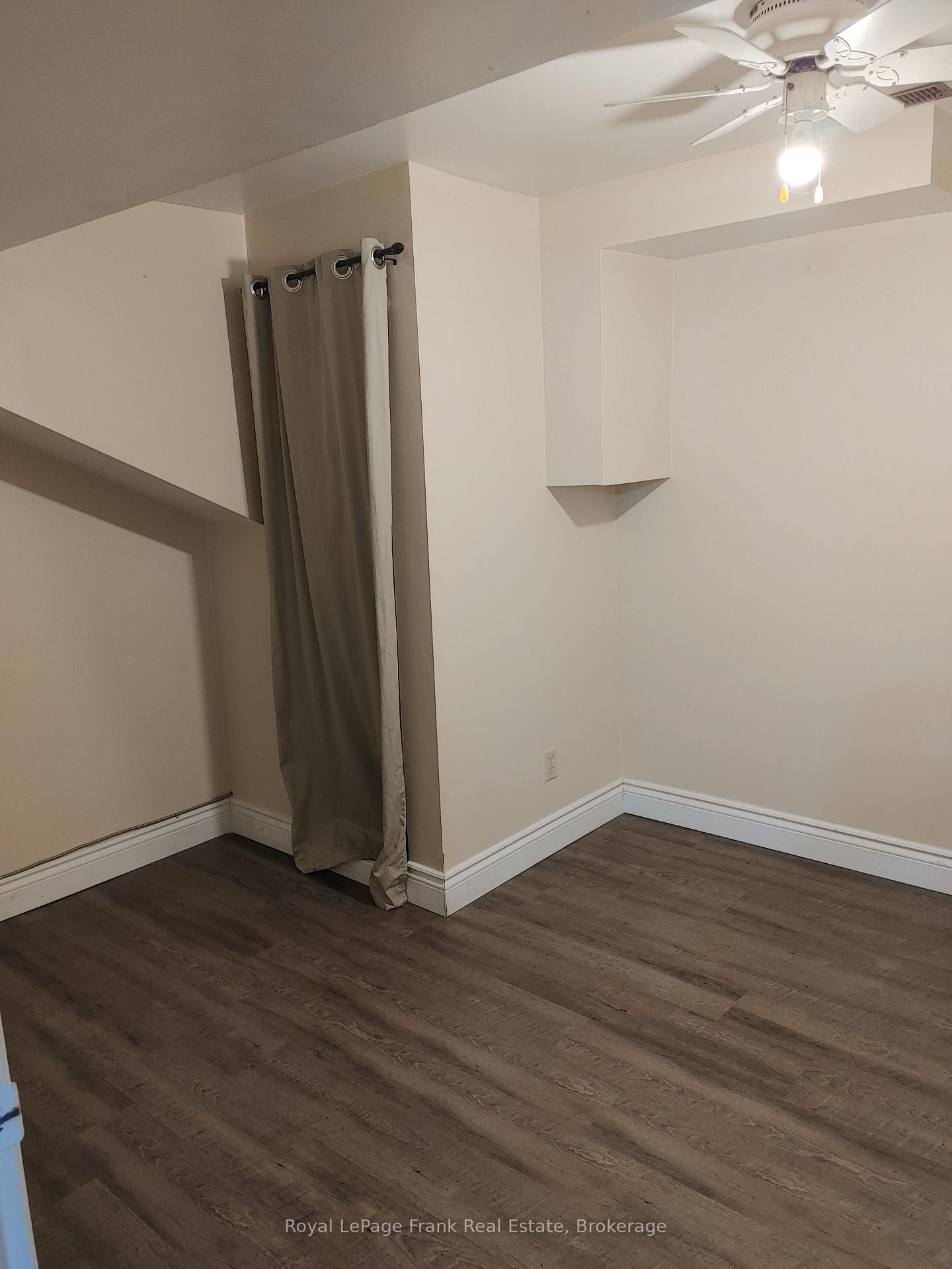 Photo 9 of 832 Ferndale Street, Oshawa, Northglen — HOMEH